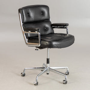 Charles & Ray Eames ES 104 Lobby Chair for Herman Miller