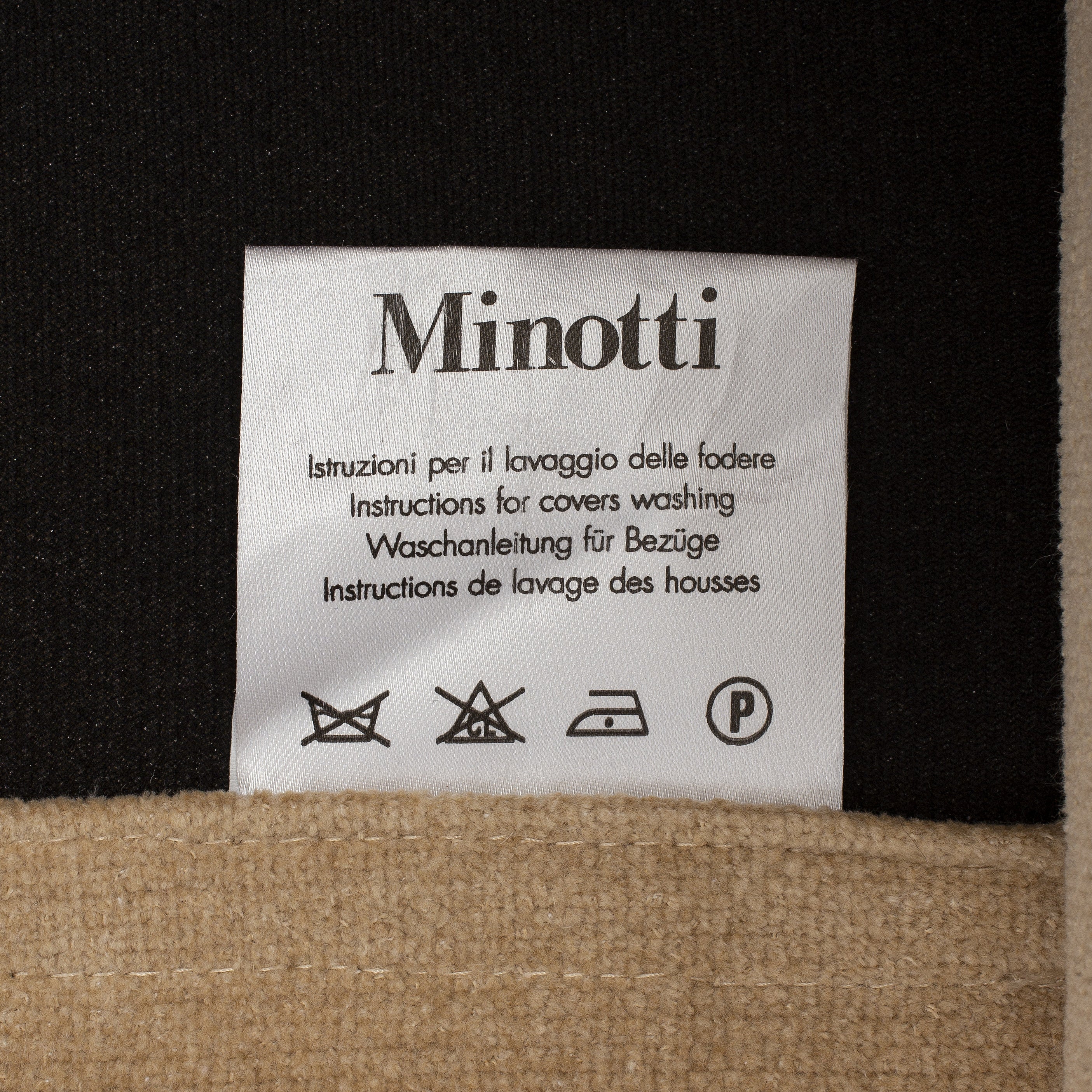 Rodolfo Dordoni Modular Sofa with Ottoman for Minotti, Italy
