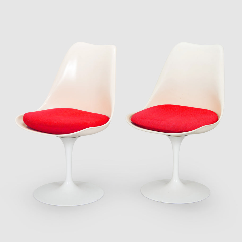 Tulip Dining Set by Eero Saarinen for Knoll International