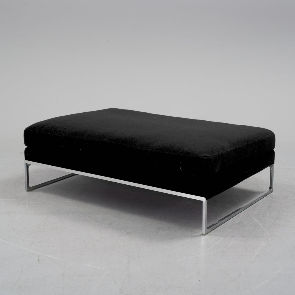 Antonio Citterio Tight Sofa and Pouf for B&B Italia