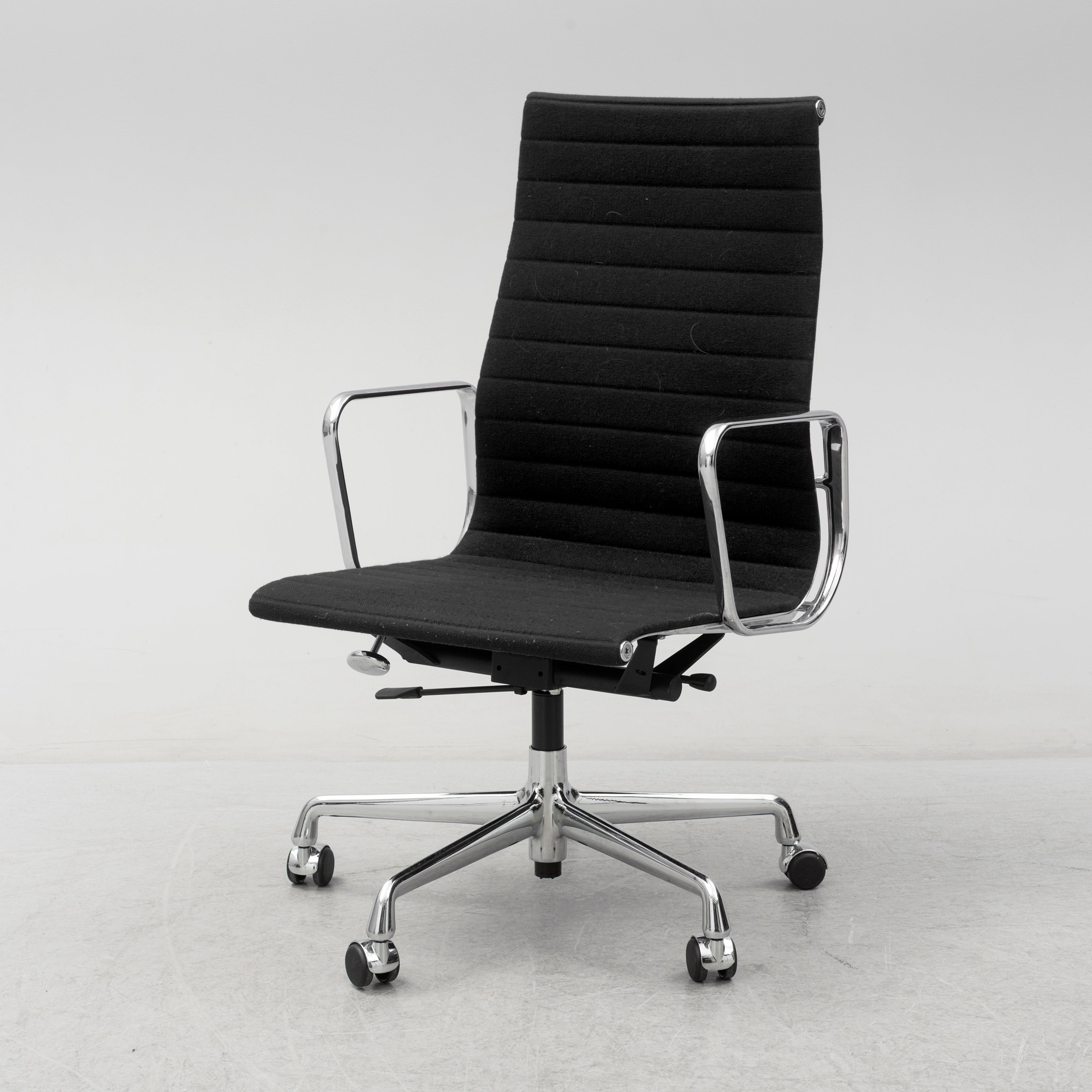 Eames EA119 High Back Executive Chair for Vitra