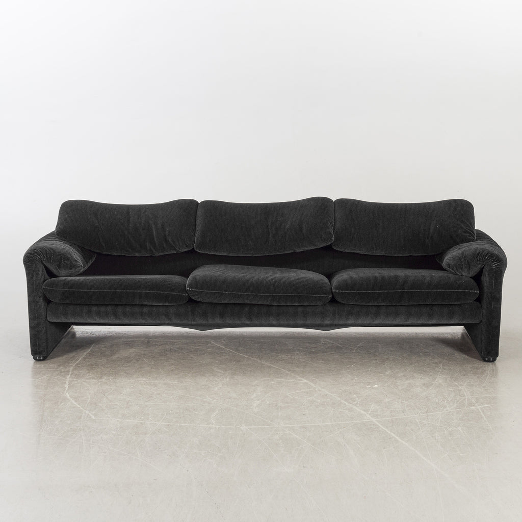 Maralunga Three-Seat Sofa by Vico Magistretti for Cassina