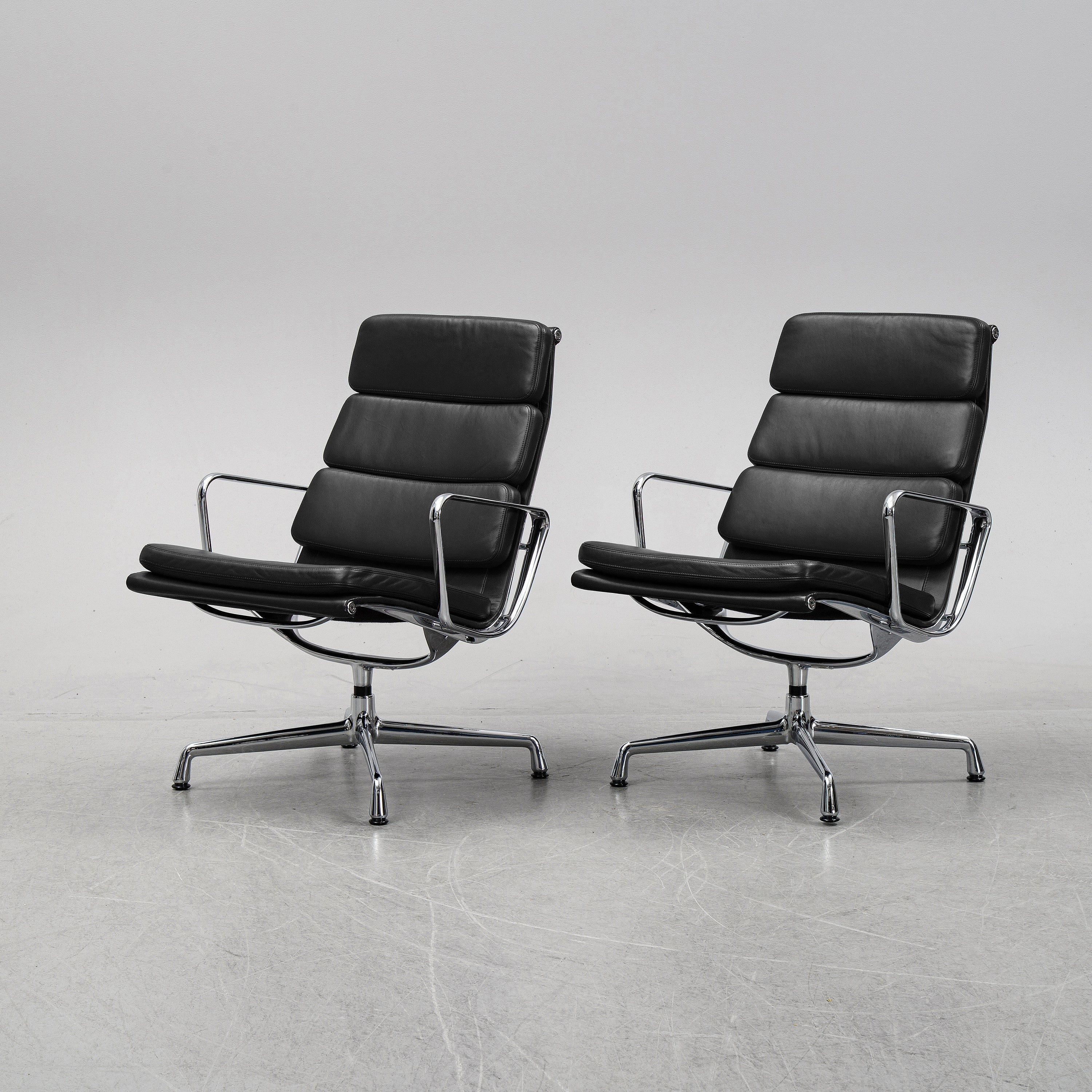 Eames EA216 Soft Pad Lounge Chairs by Charles & Ray Eames for Vitra, Pair