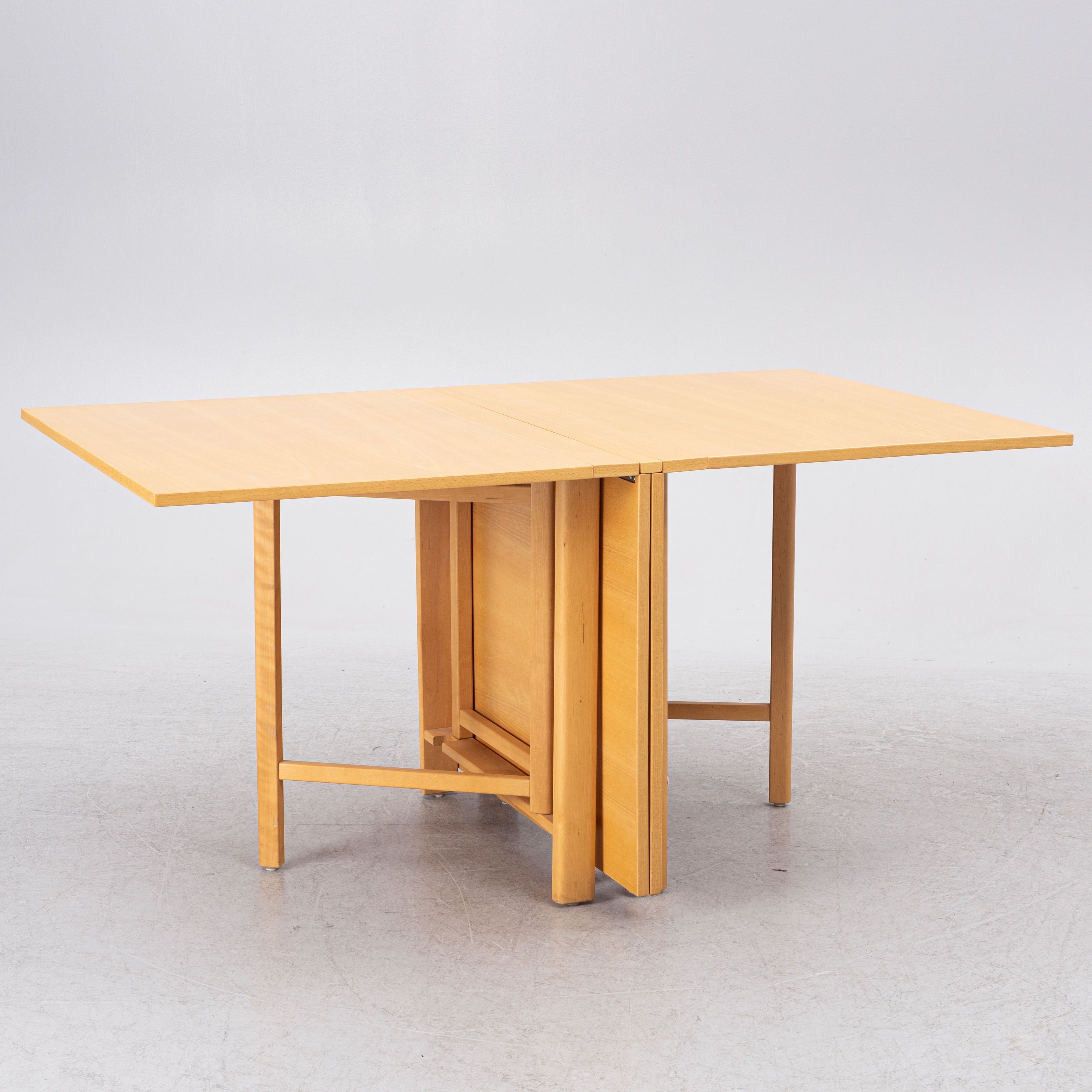 Maria Flap Drop-Leaf Table by Bruno Mathsson for Mathsson International