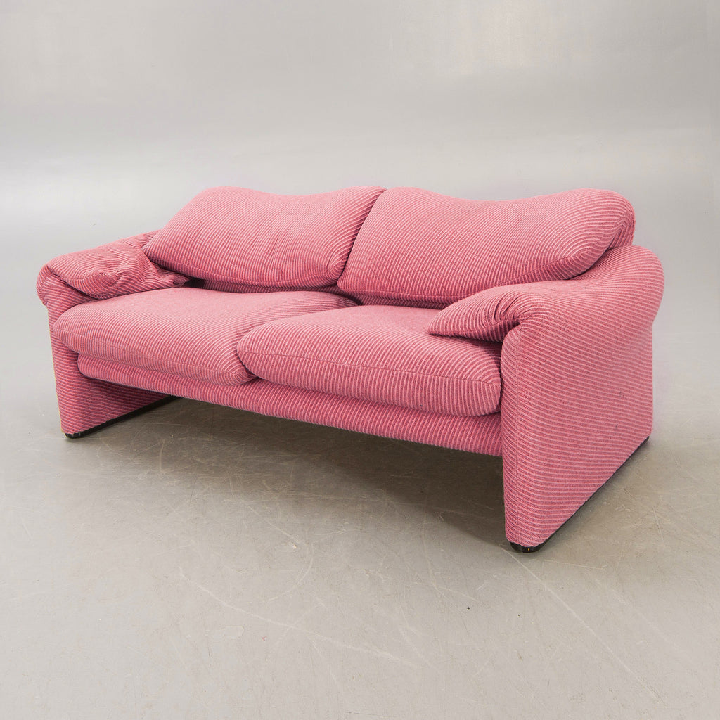 Maralunga Two-Seat Sofa by Vico Magistretti for Cassina