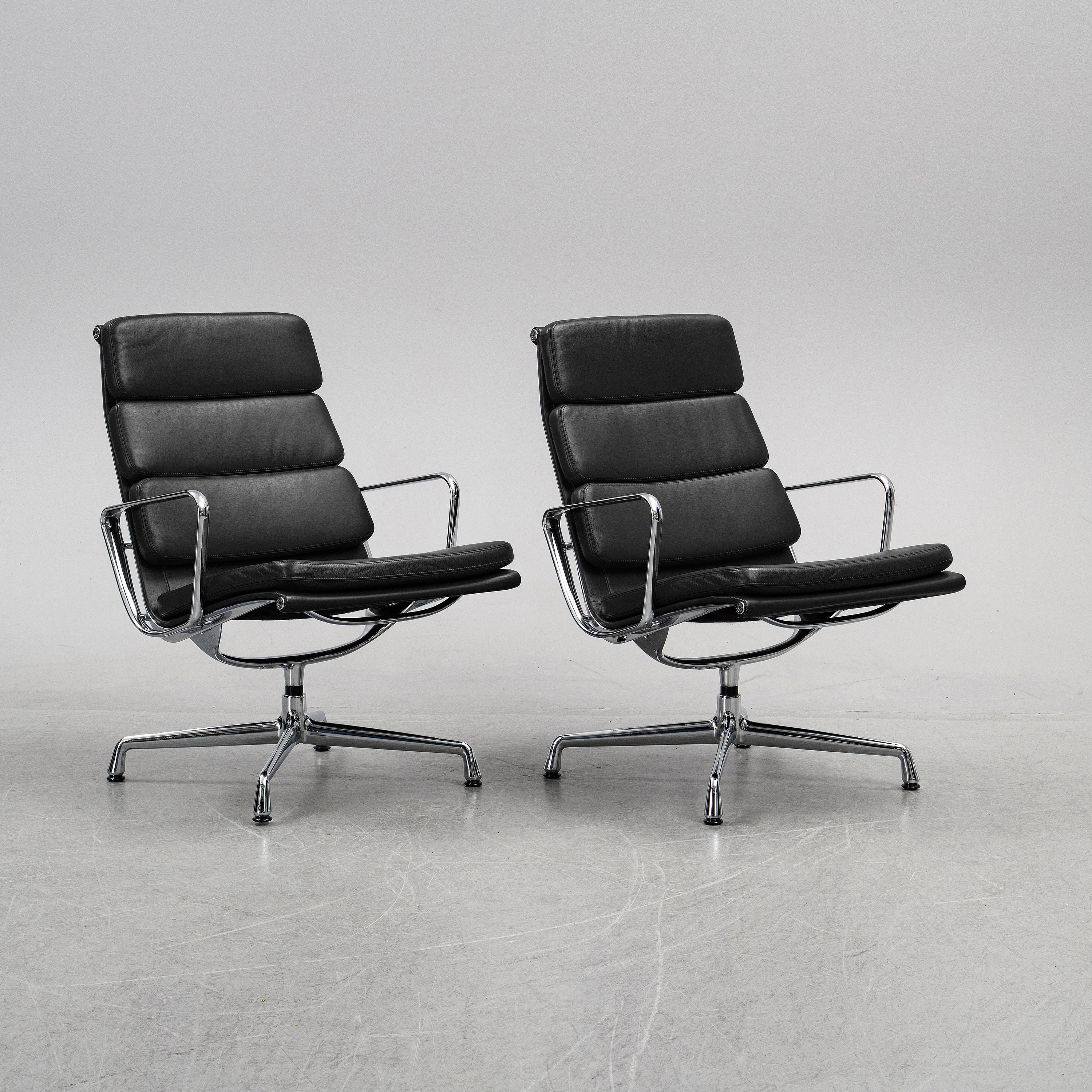 Eames EA216 Soft Pad Lounge Chairs by Charles & Ray Eames for Vitra, Pair