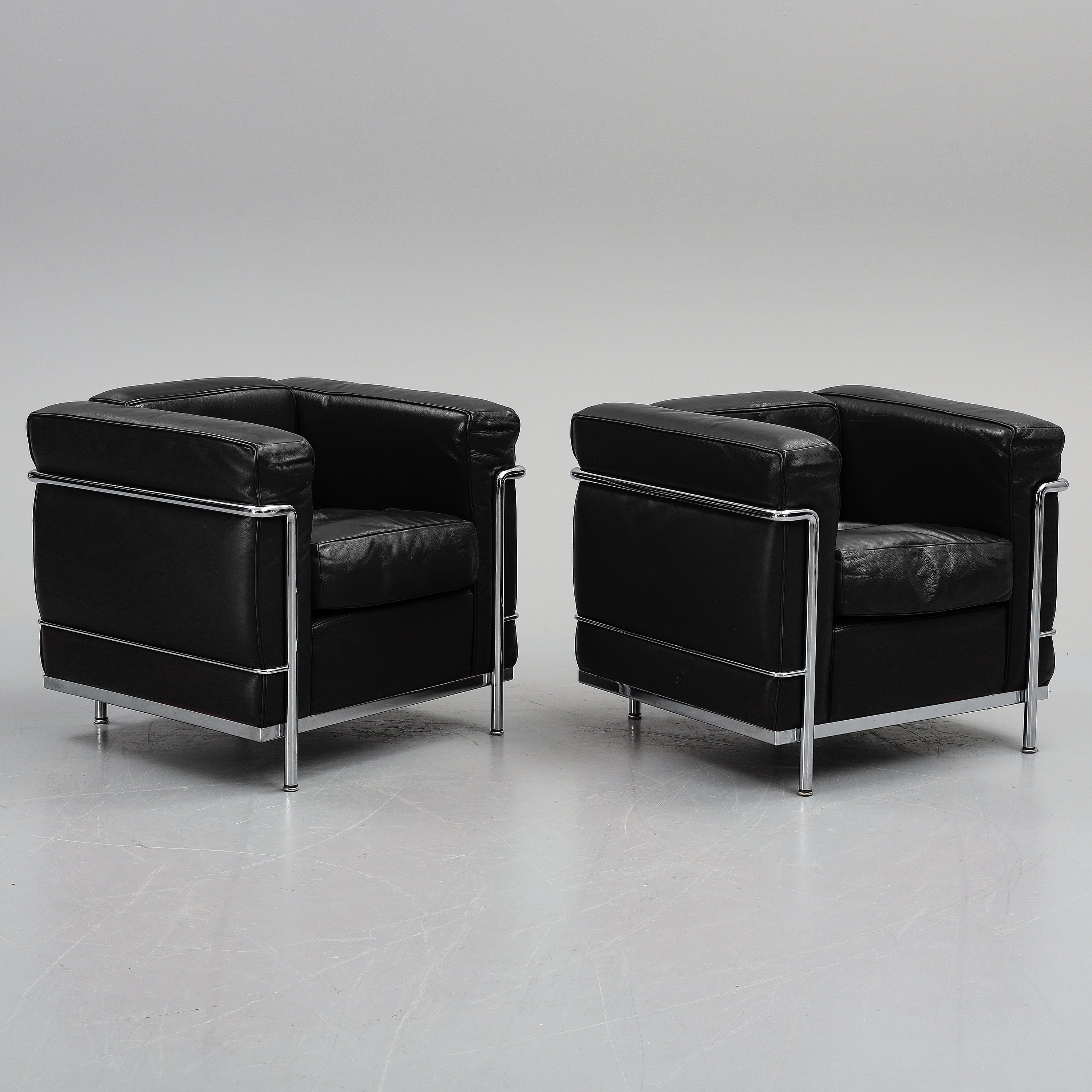 Pair of LC2 “Petit Confort” Armchairs by Le Corbusier, Pierre Jeanneret and Charlotte Perriand for Cassina