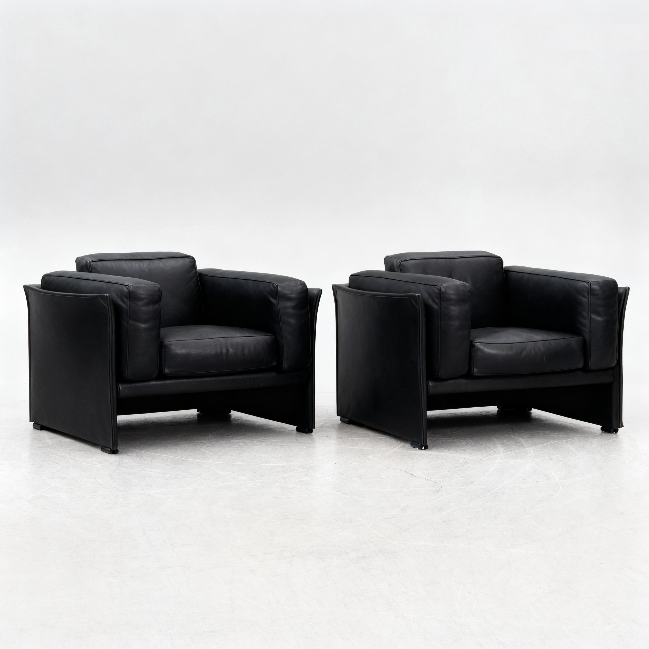 Mario Bellini Duc Lounge Chairs for Cassina, Pair in Black Leather