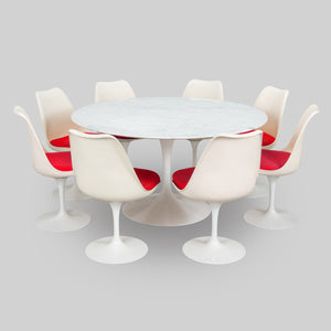 Tulip Dining Set by Eero Saarinen for Knoll International