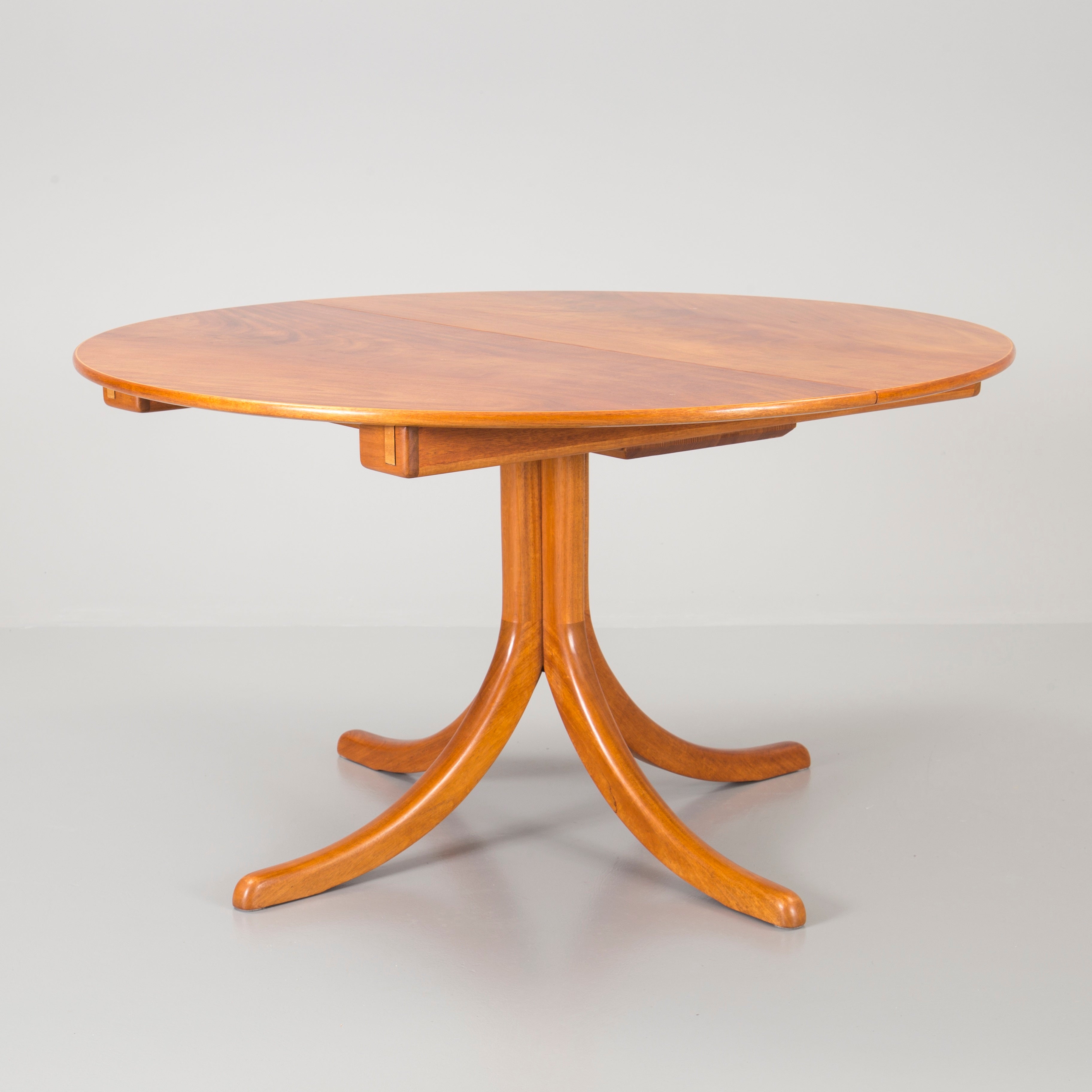 Josef Frank Model 771 Dining Table for Firma Svenskt Tenn, With Three Leaves