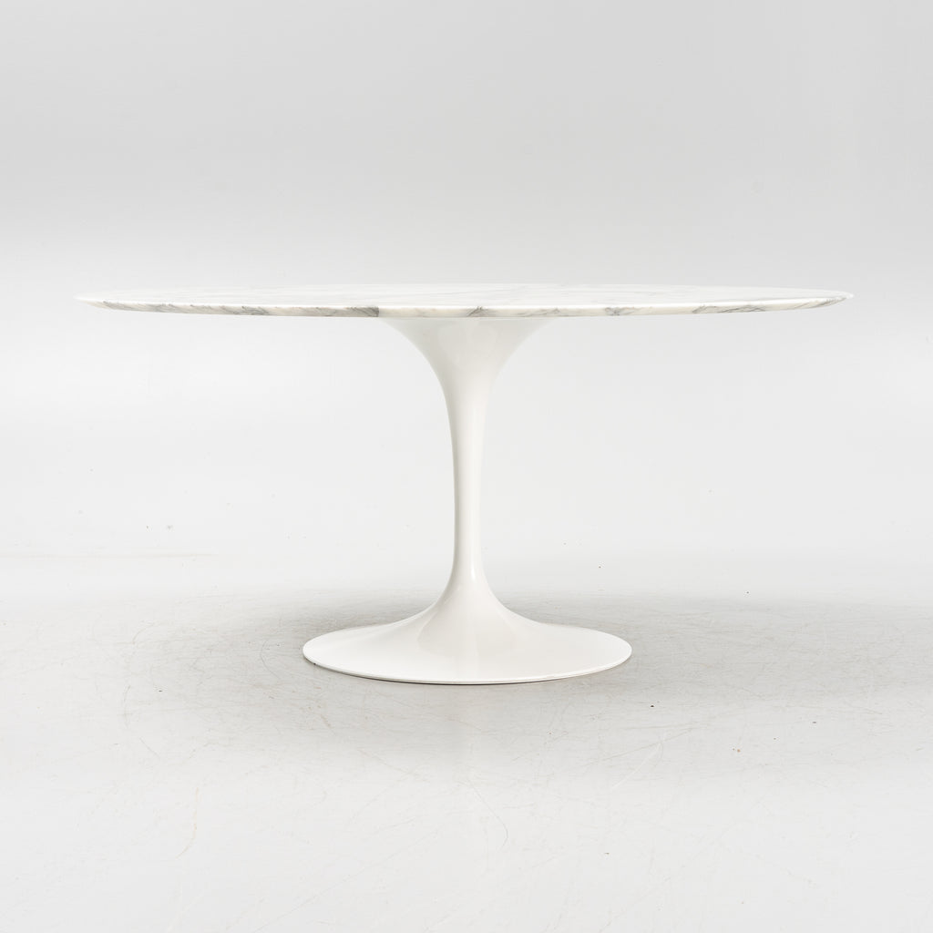 Eero Saarinen Tulip Dining Table for Knoll, Arabescato Marble