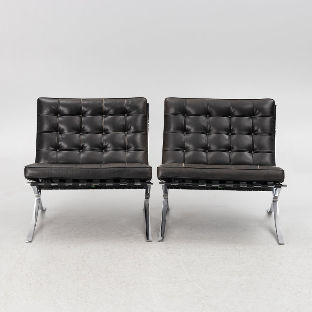 Ludwig Mies van der Rohe Barcelona Lounge Chairs for Knoll, Pair