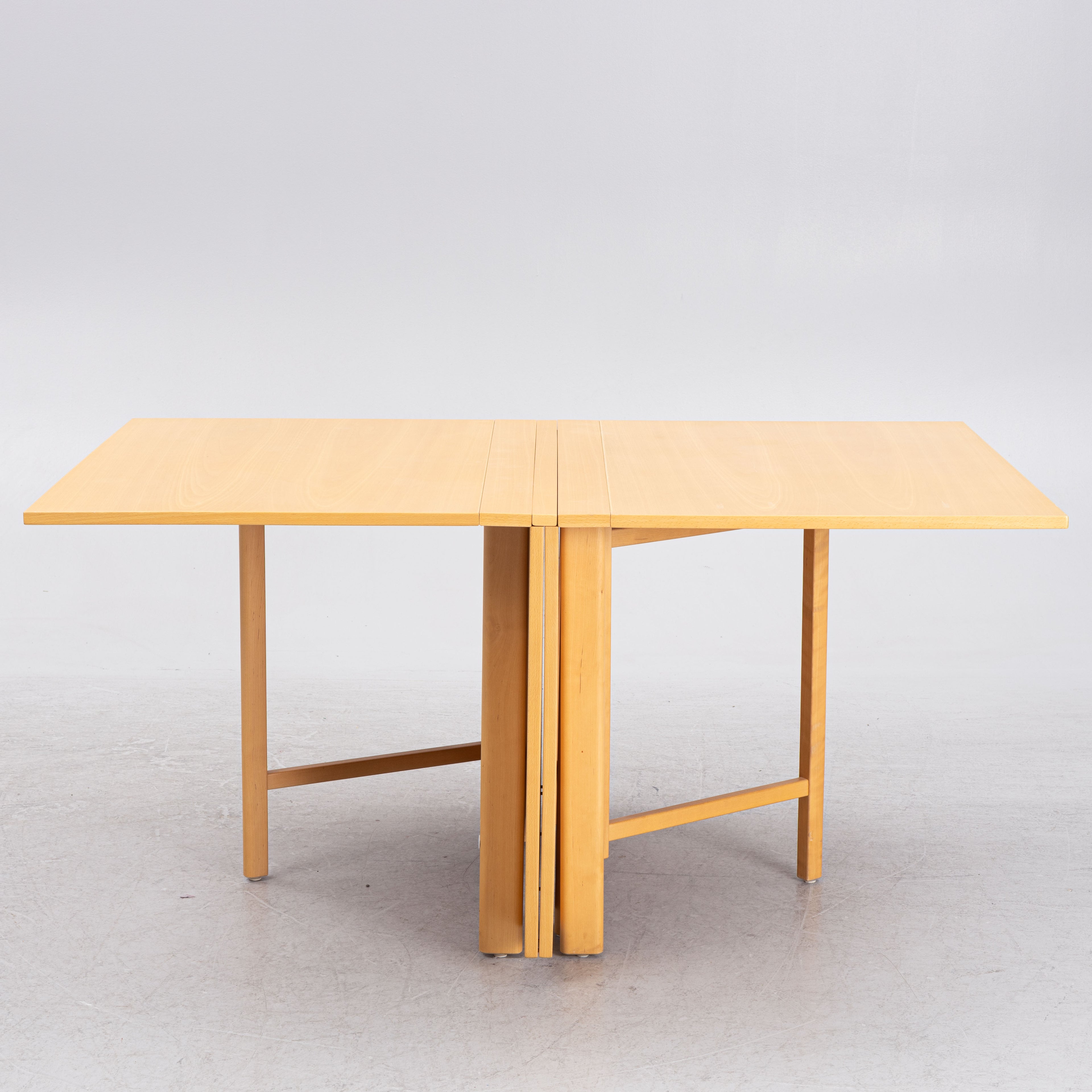 Maria Flap Drop-Leaf Table by Bruno Mathsson for Mathsson International