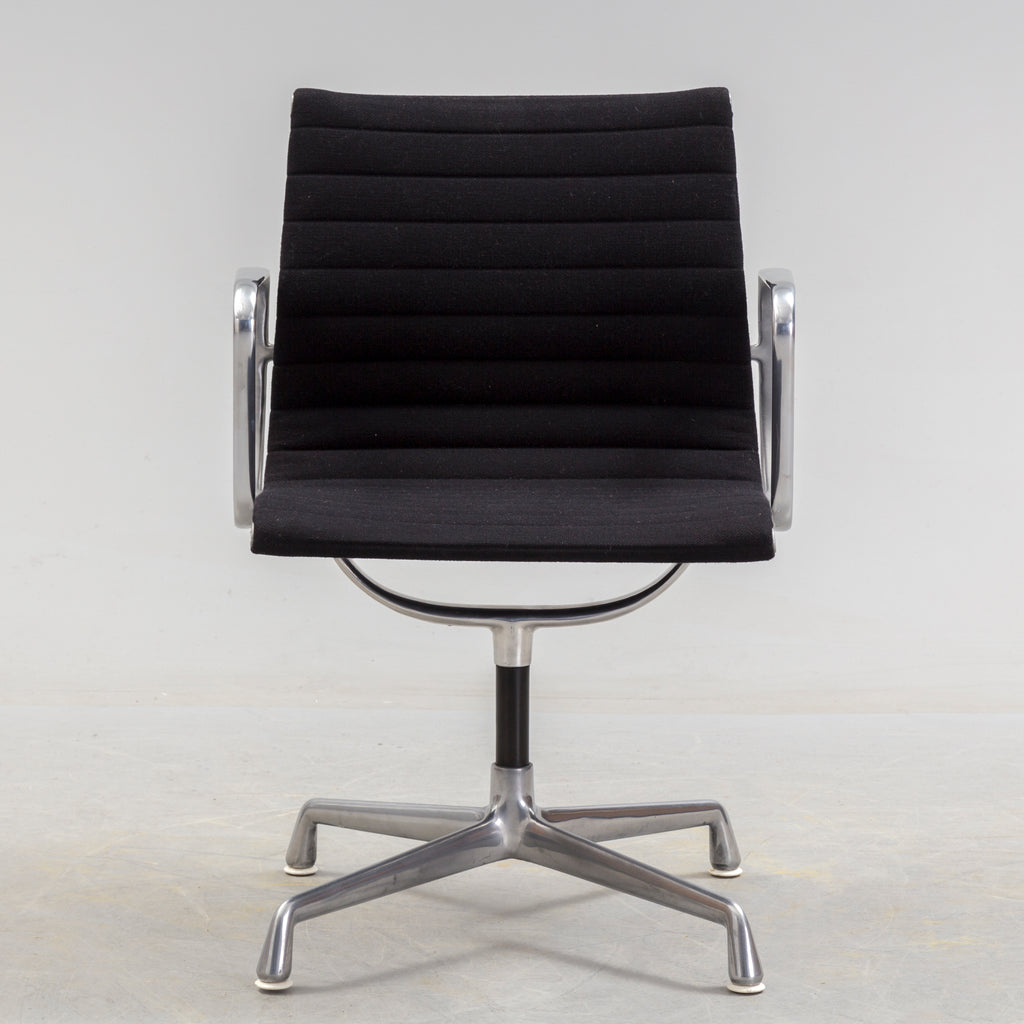 EA 108 Desk Chair by Charles & Ray Eames for Herman Miller