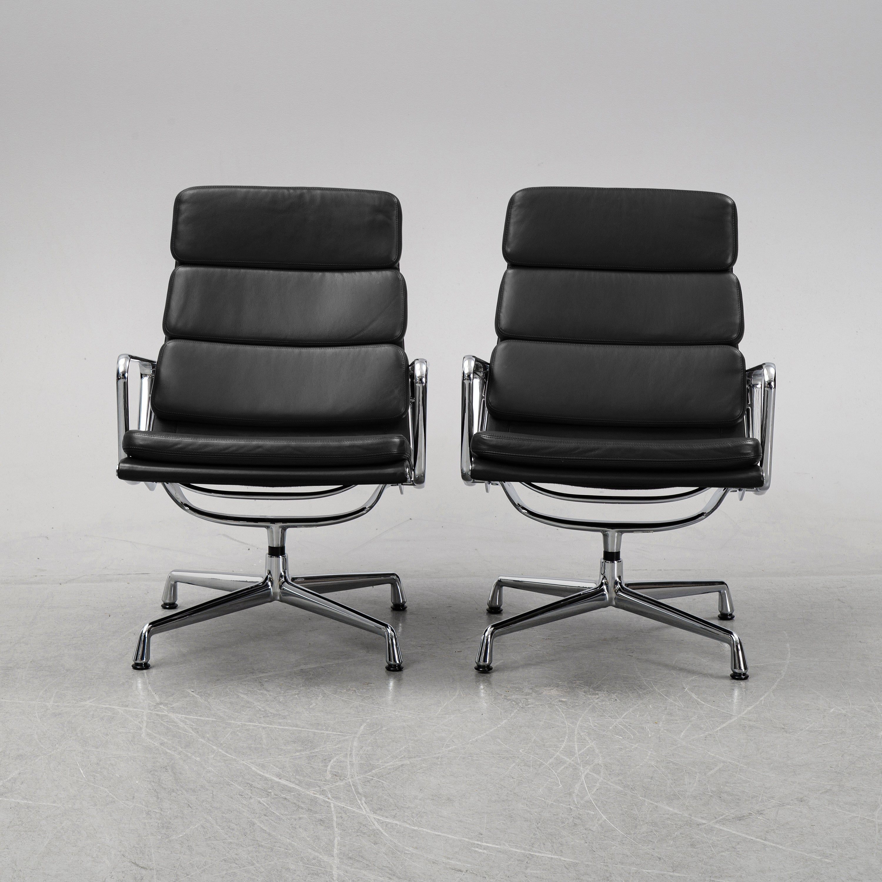 Eames EA216 Soft Pad Lounge Chairs by Charles & Ray Eames for Vitra, Pair