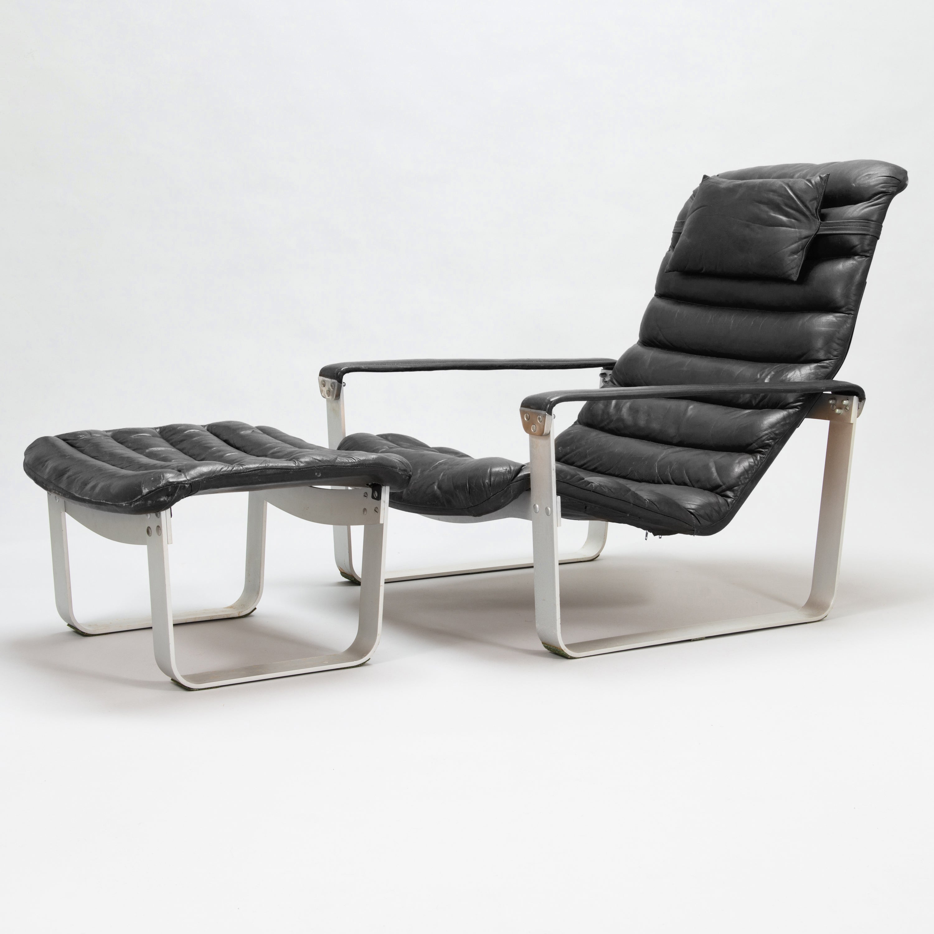 Pulkka Lounge Chairs and Ottomans by Ilmari Lappalainen for Asko