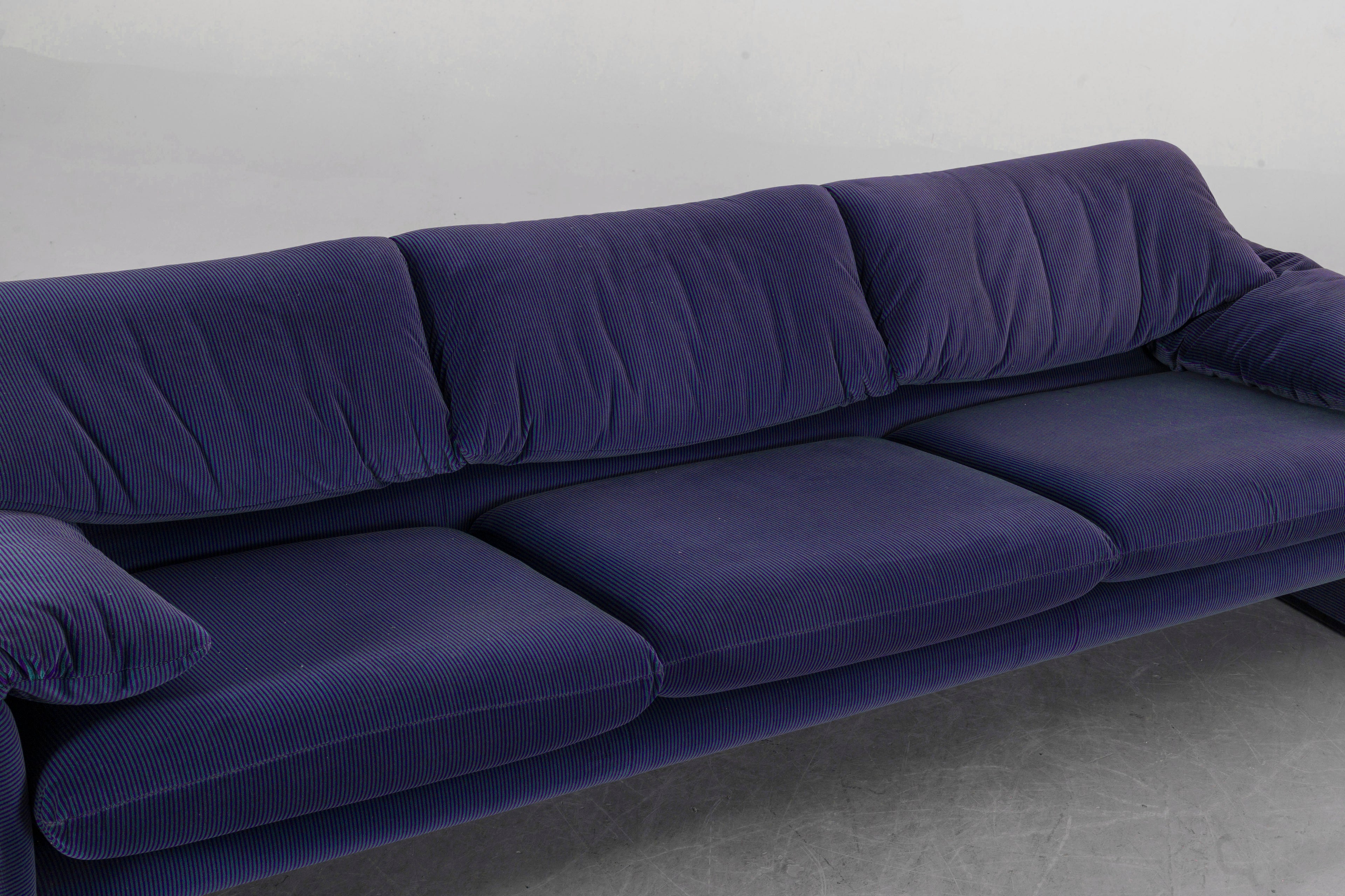 Maralunga Sofa by Vico Magistretti for Cassina