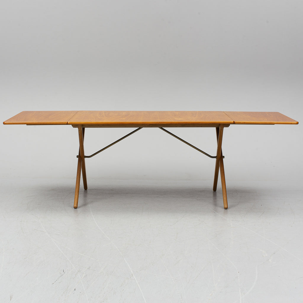 Hans J. Wegner AT-304 Drop-Leaf Dining Table for Andreas Tuck in Teak