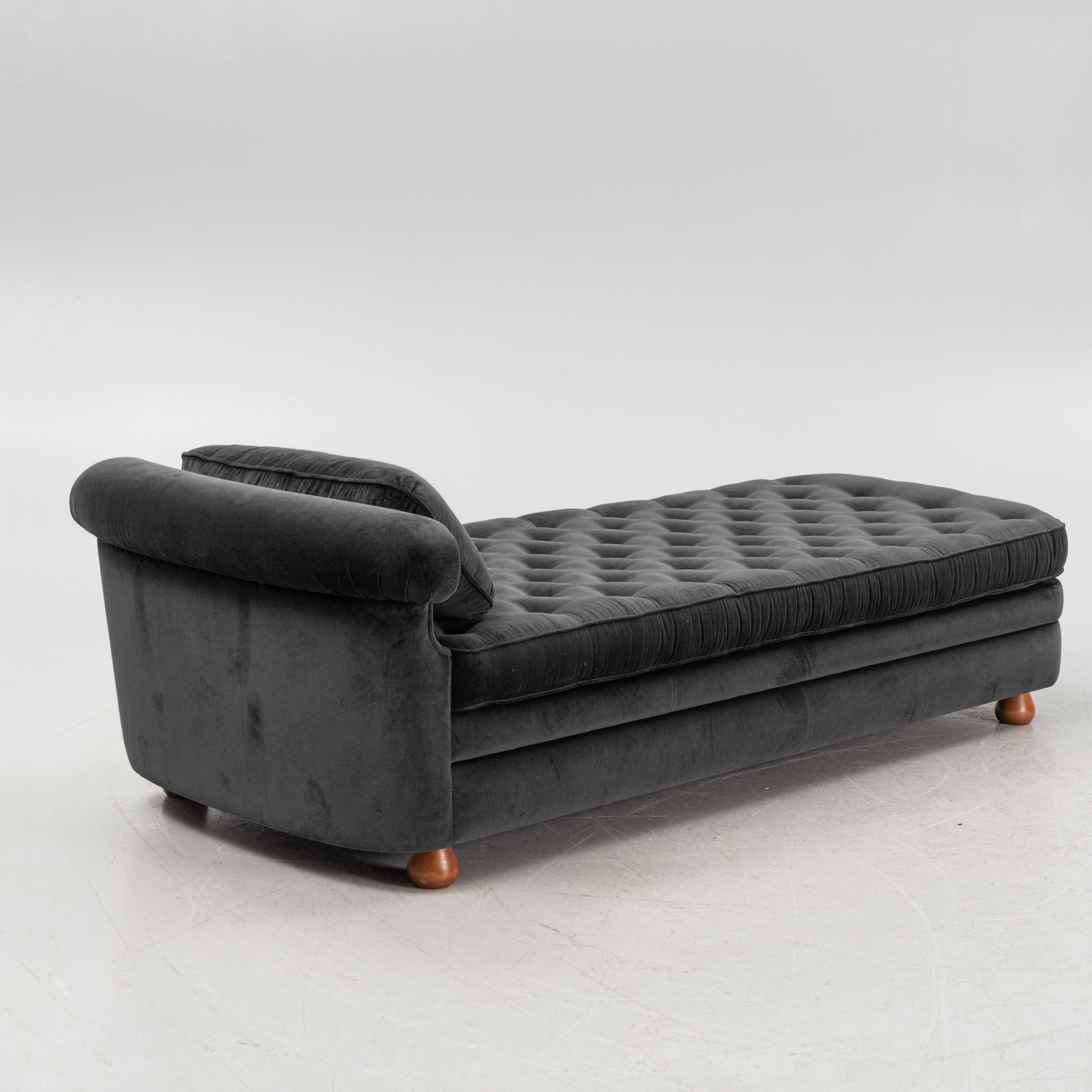Model 775 Daybed by Josef Frank for Svenskt Tenn