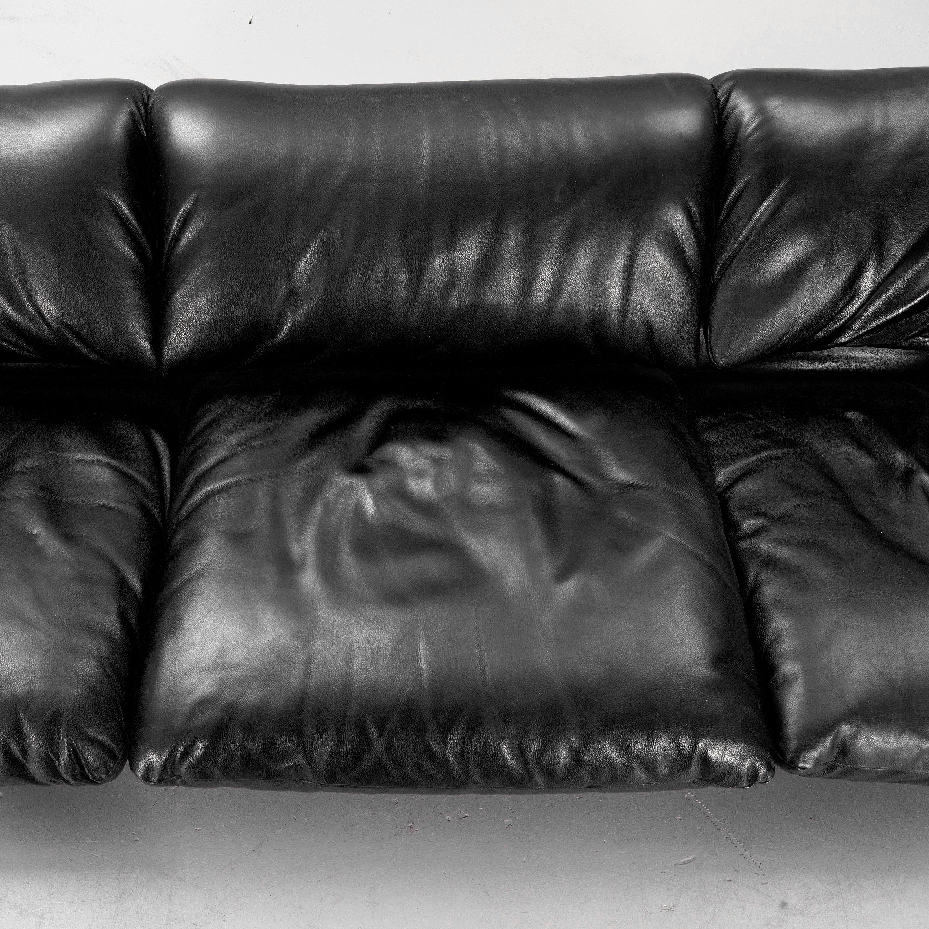 Vico Magistretti Maralunga Three-Seat Sofa for Cassina in Black Leather
