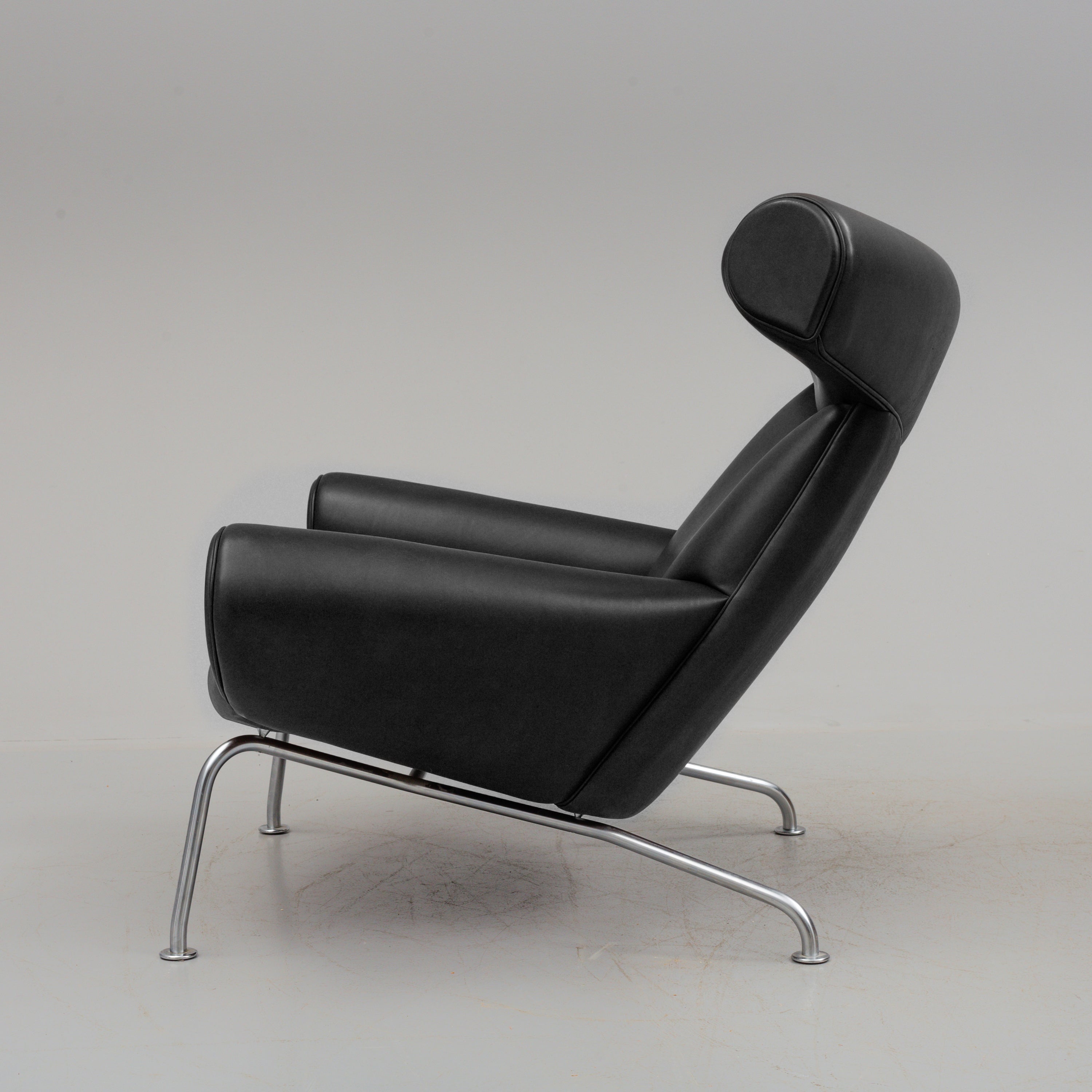 Hans J. Wegner Ox Chair EJ100 for Erik Jørgensen