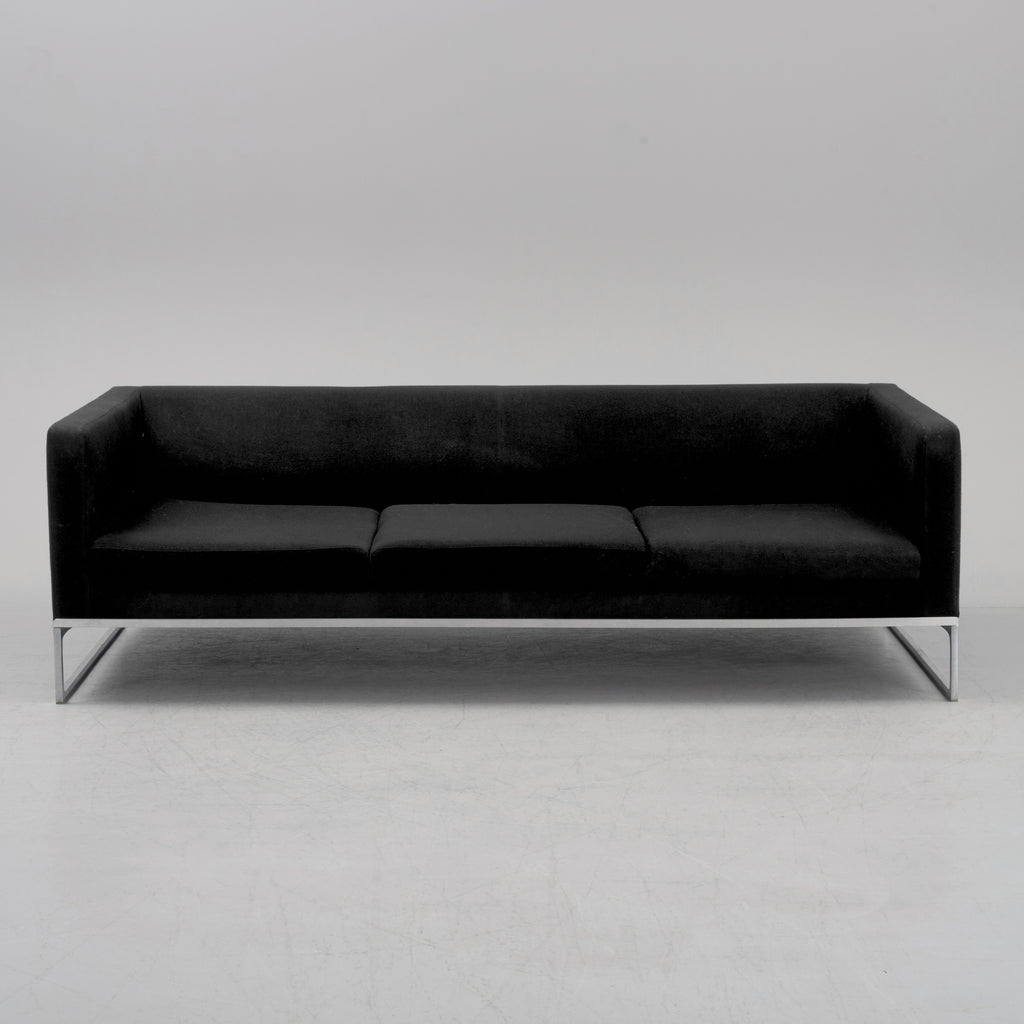 Antonio Citterio Tight Sofa and Pouf for B&B Italia