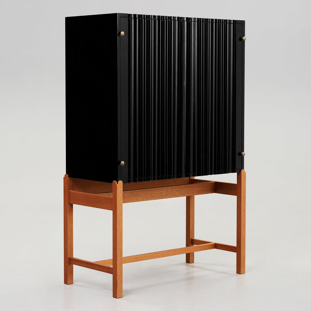 Model 2192 Corrugated Cabinet by Josef Frank for Svenskt Tenn