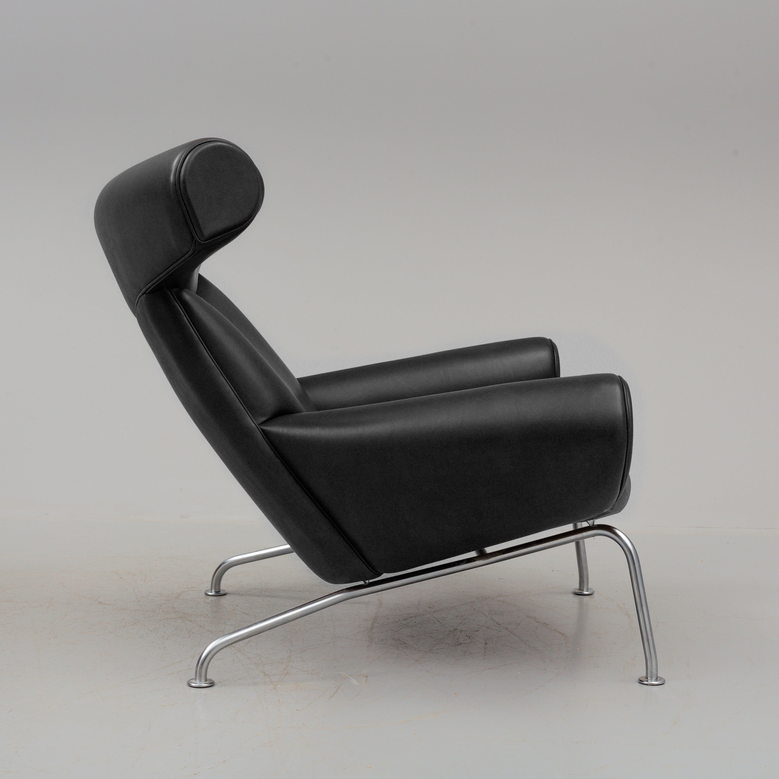 Hans J. Wegner Ox Chair EJ100 for Erik Jørgensen