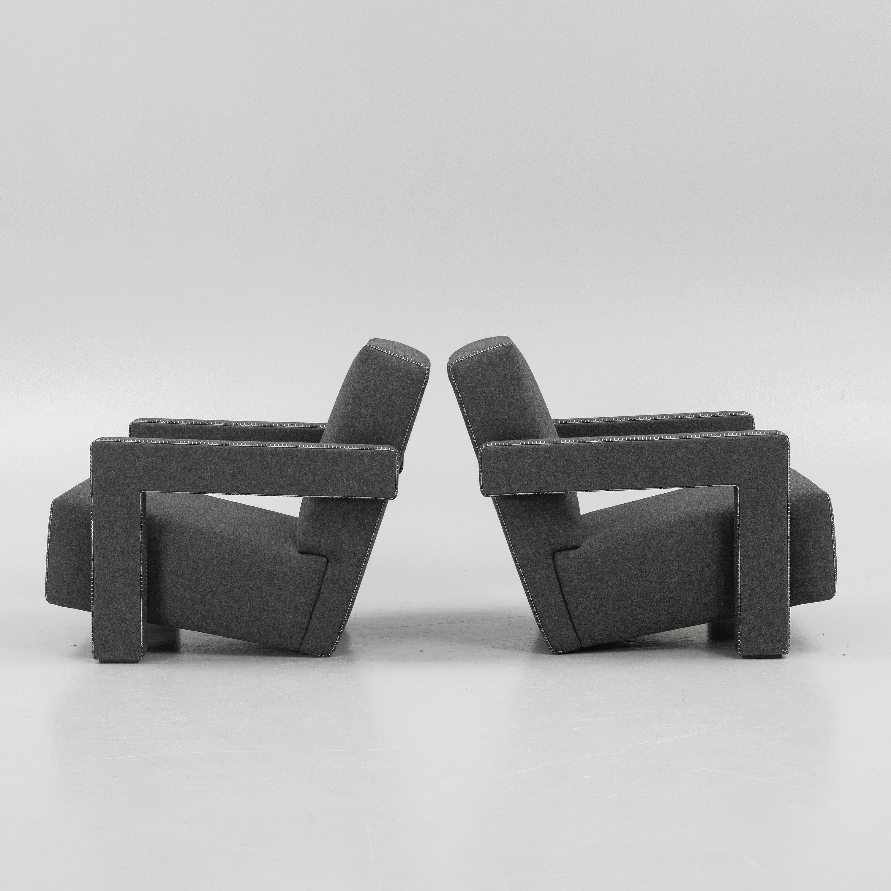 Gerrit Rietveld Utrecht Armchairs for Cassina, Pair in Light Gray Wool