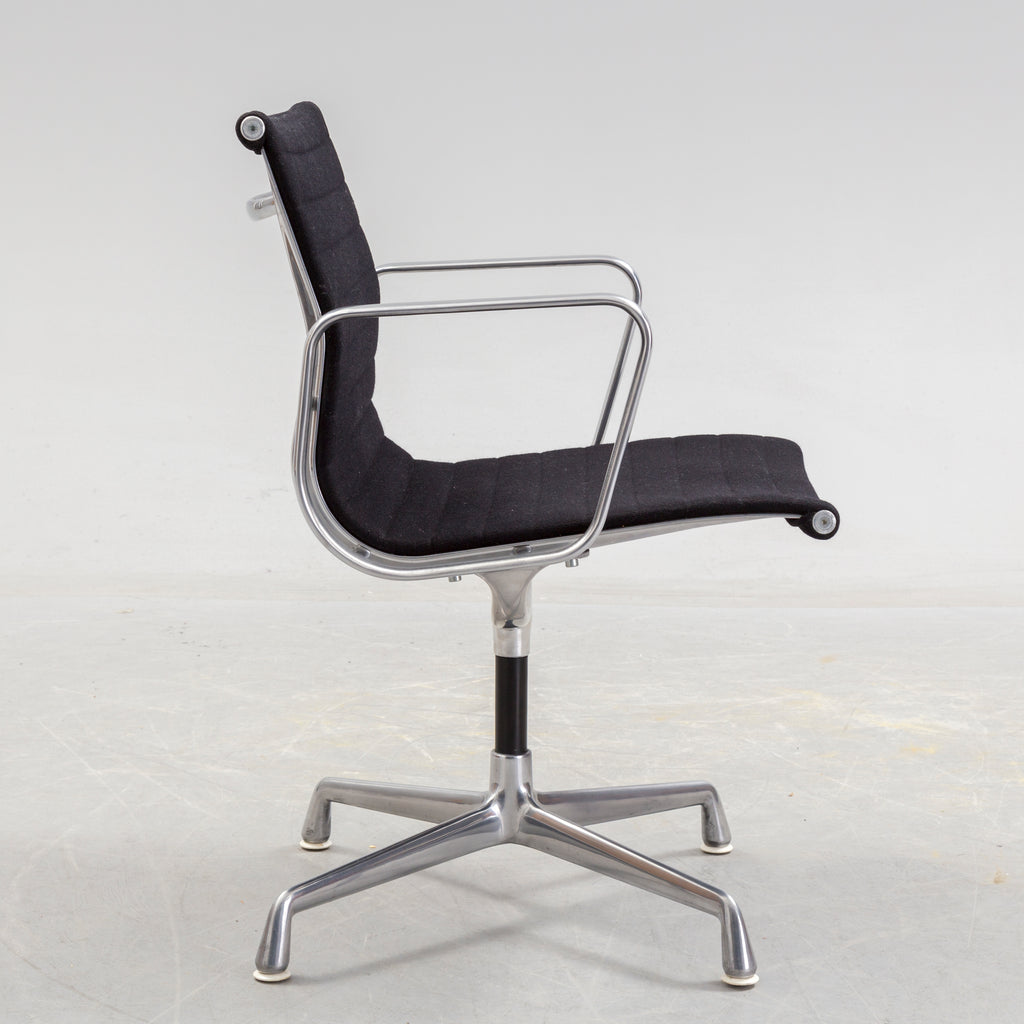 EA 108 Desk Chair by Charles & Ray Eames for Herman Miller