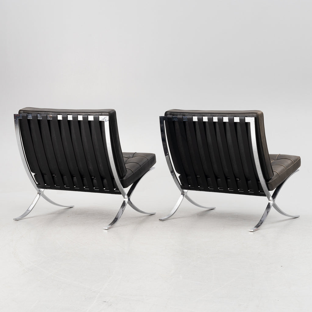 Ludwig Mies van der Rohe Barcelona Lounge Chairs for Knoll, Pair