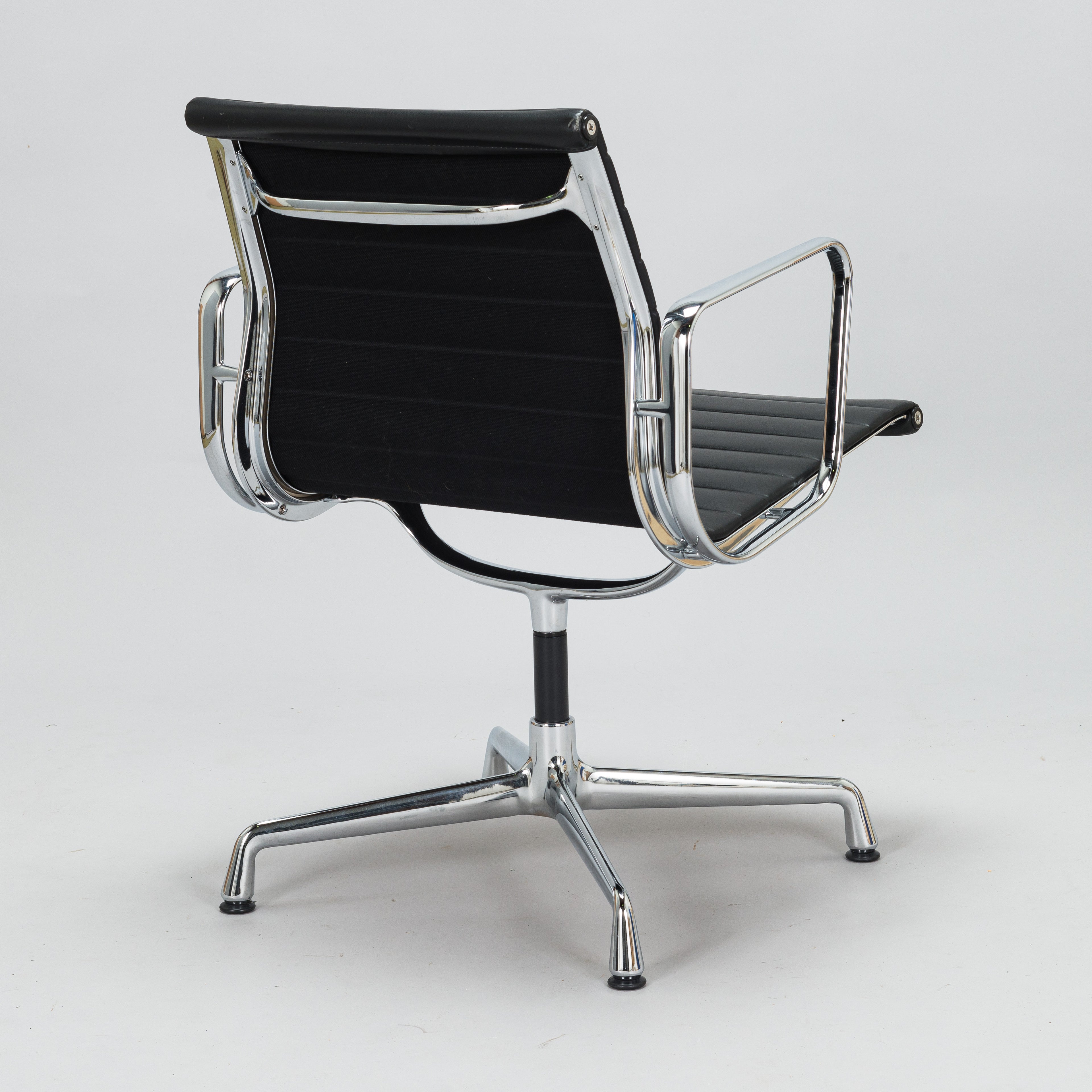 Charles & Ray Eames EA 108 Office Chair for Vitra