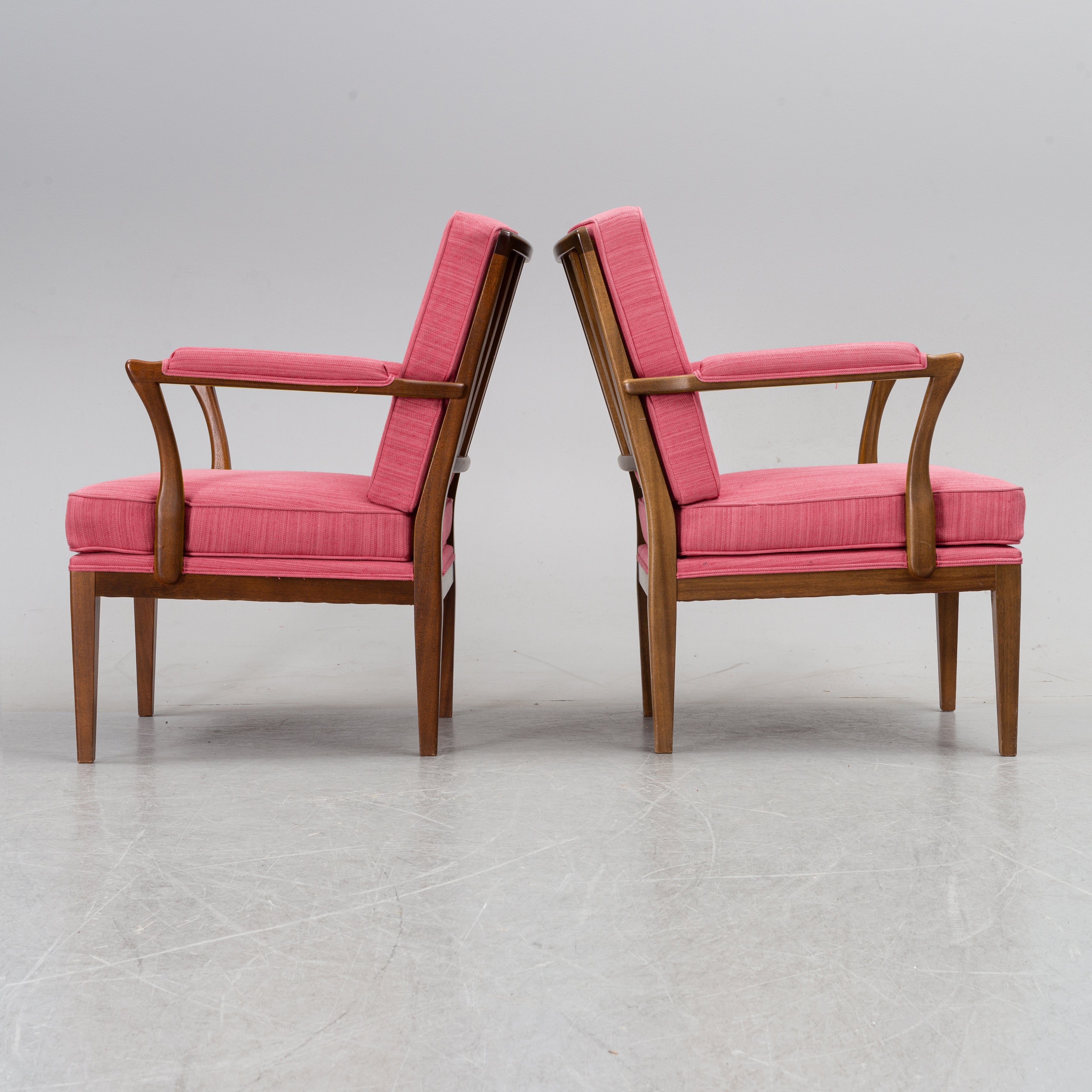 Josef Frank Model 868 Armchairs, Pair, Svenskt Tenn, Pink “Vägen” Upholstery