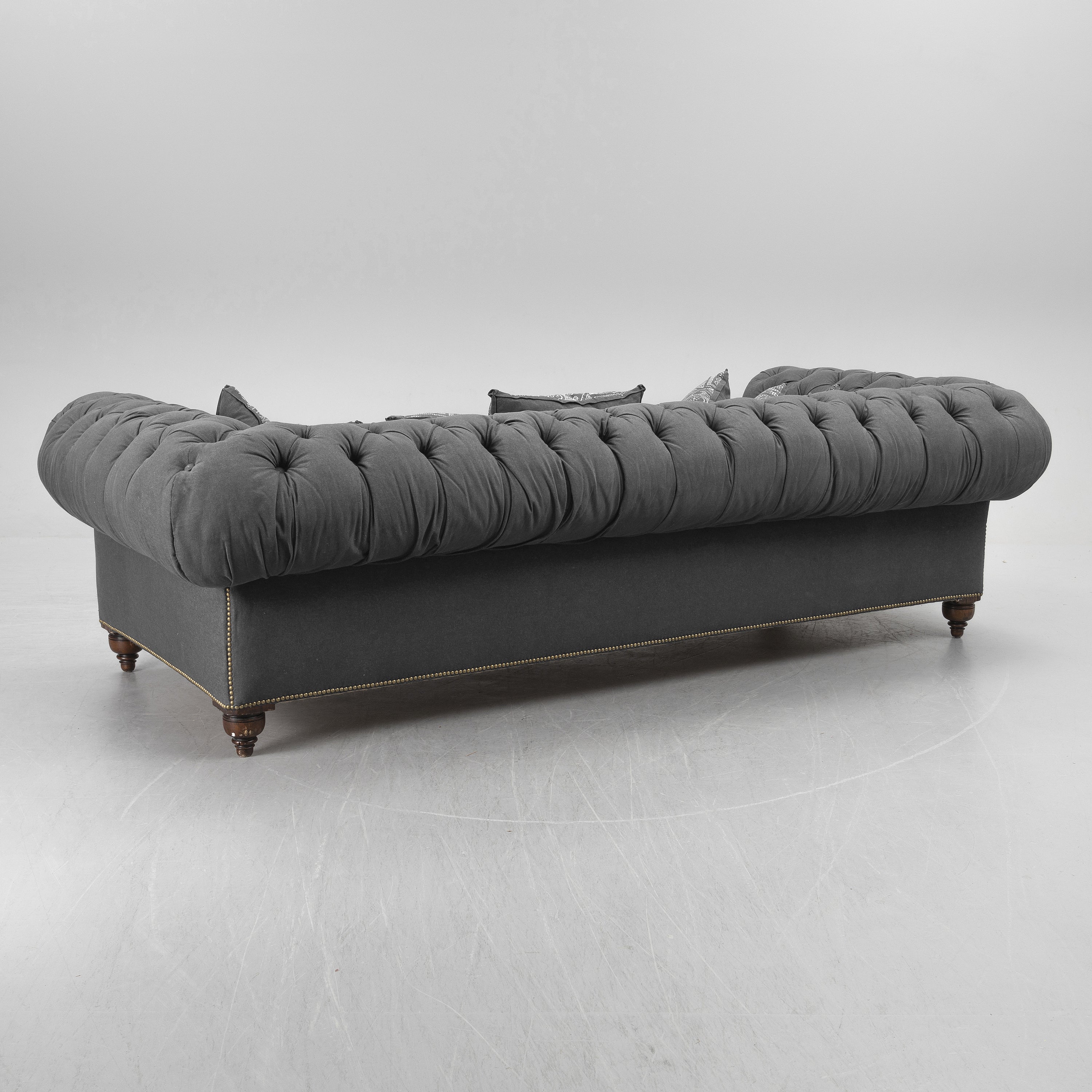 Ralph Lauren Home Chesterfield Sofa in Gray Denim 2018