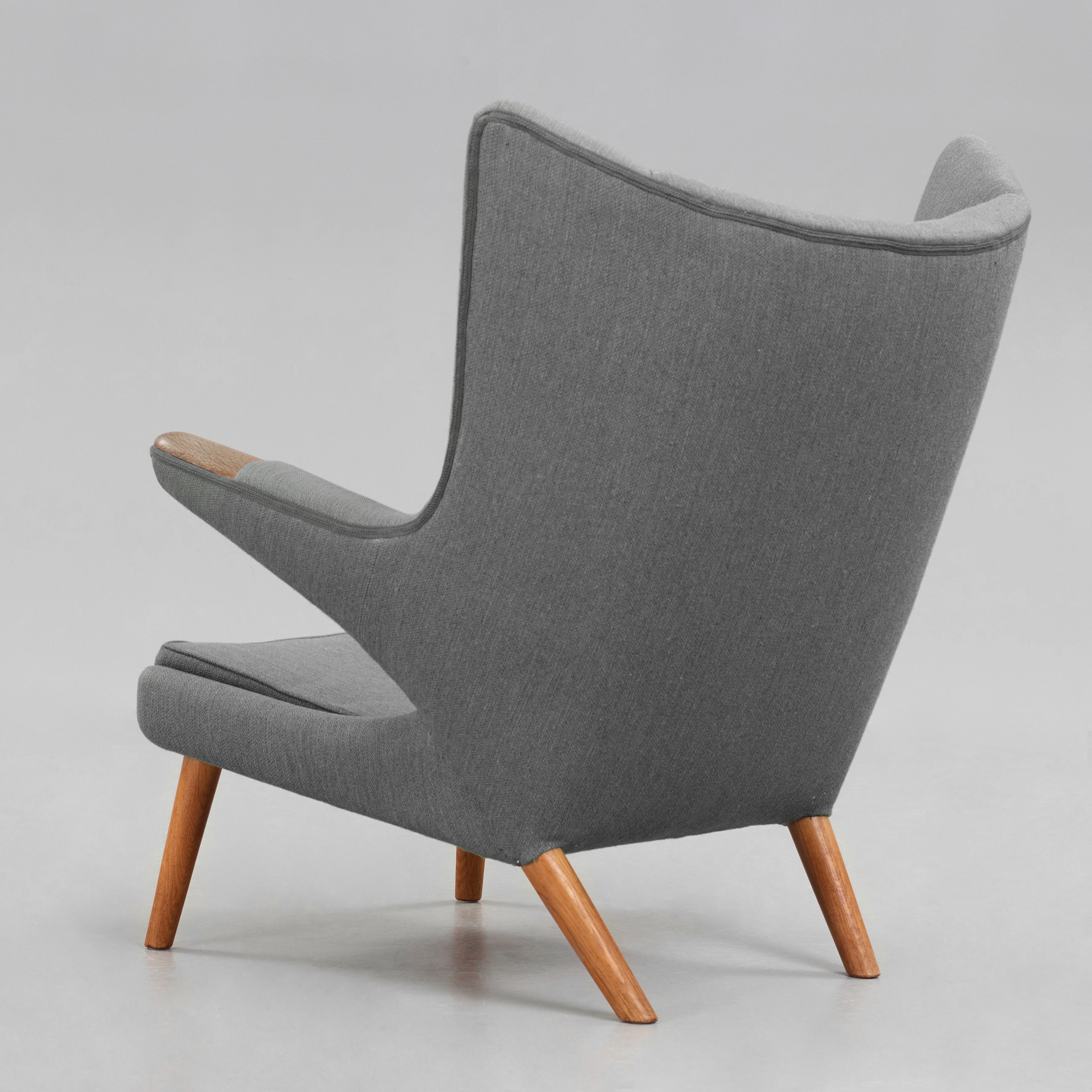 Papa Bear Chair Model AP-19 by Hans J. Wegner for AP-Stolen