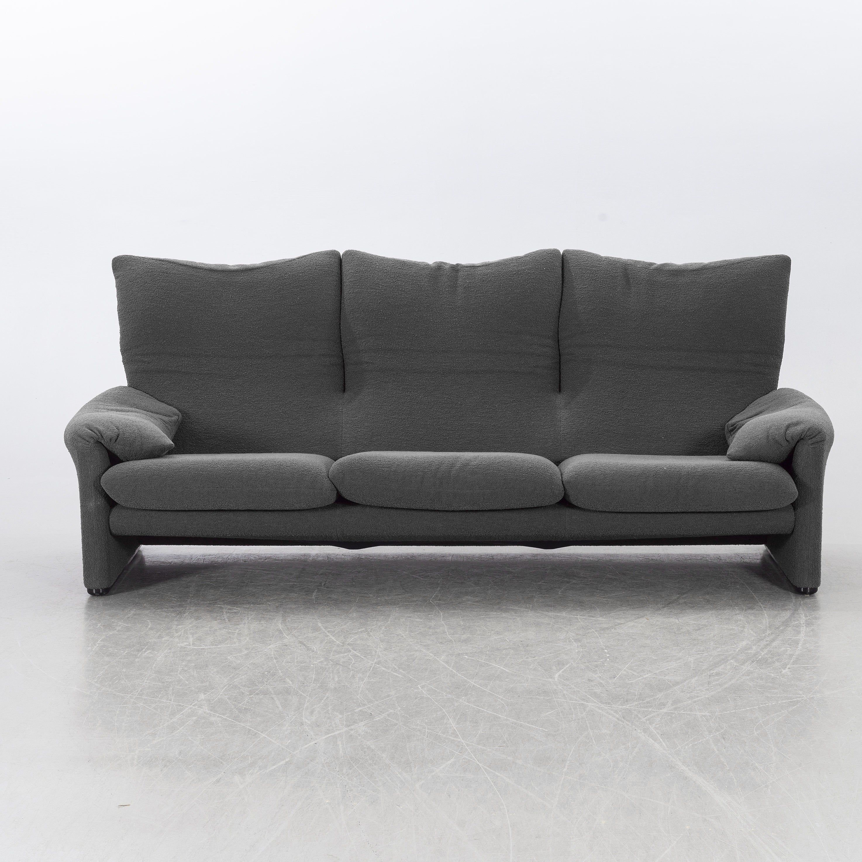 Vico Magistretti Maralunga Three-Seat Sofa for Cassina, Gray Bouclé