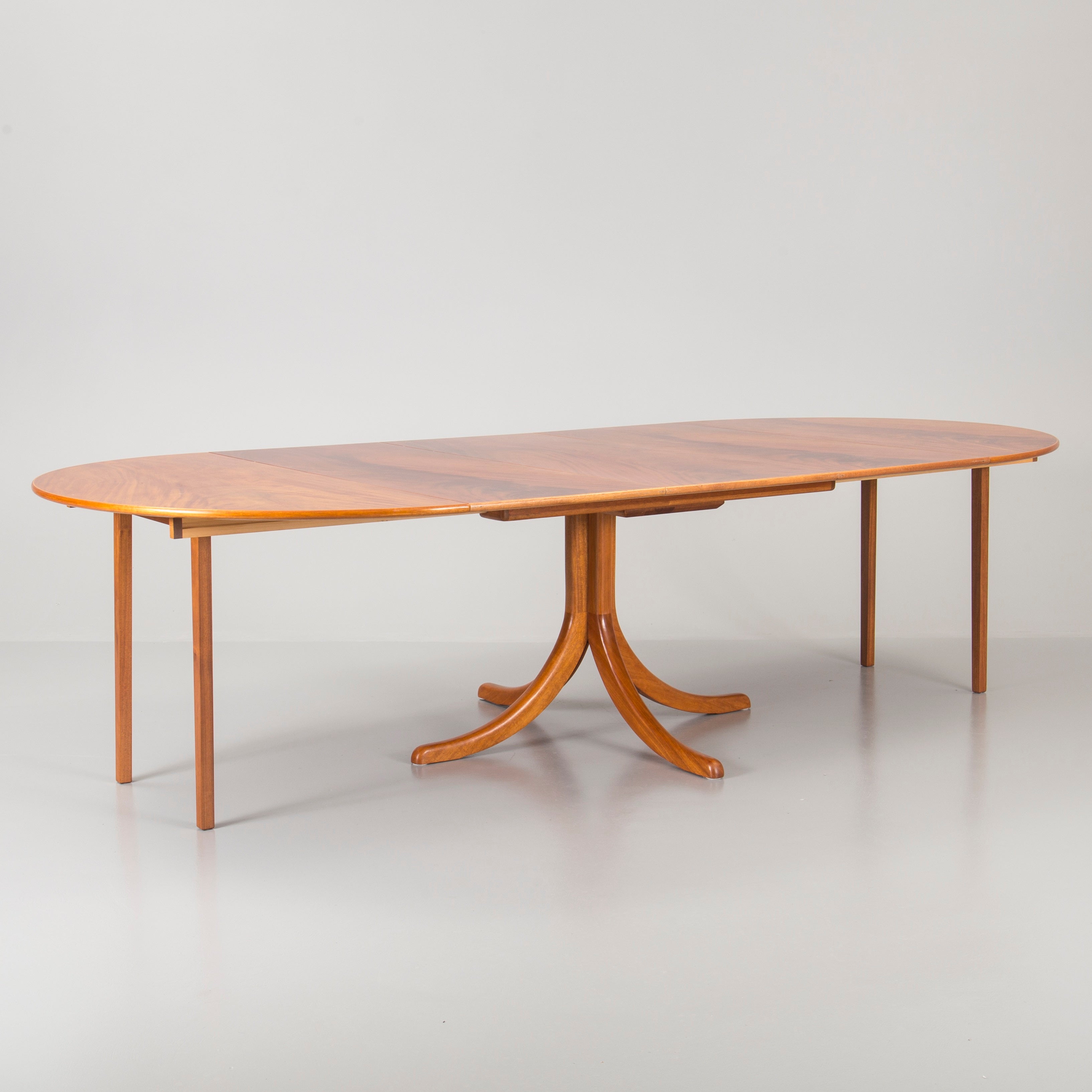 Josef Frank Model 771 Dining Table for Firma Svenskt Tenn, With Three Leaves
