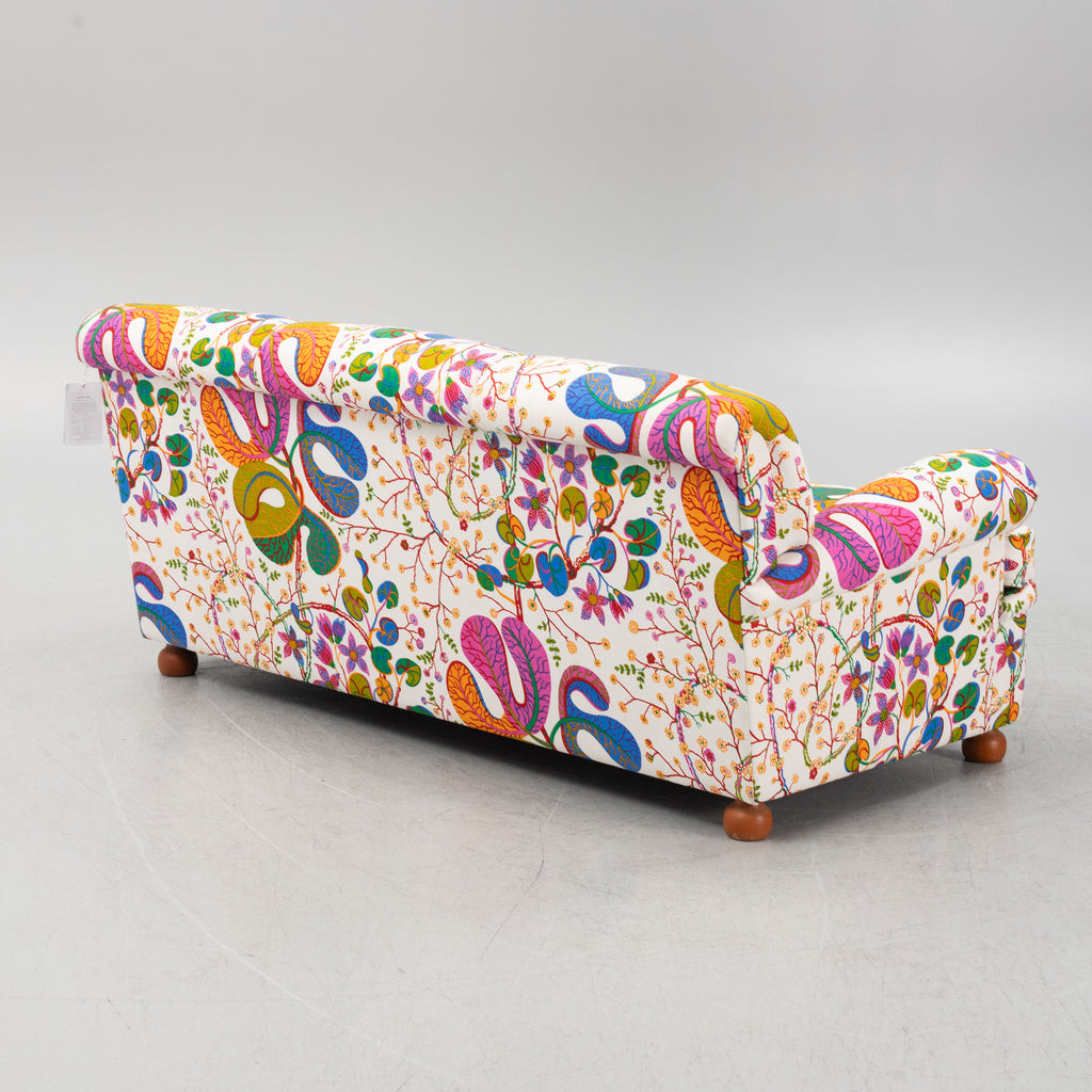 Josef Frank Model 703 Sofa for Svenskt Tenn