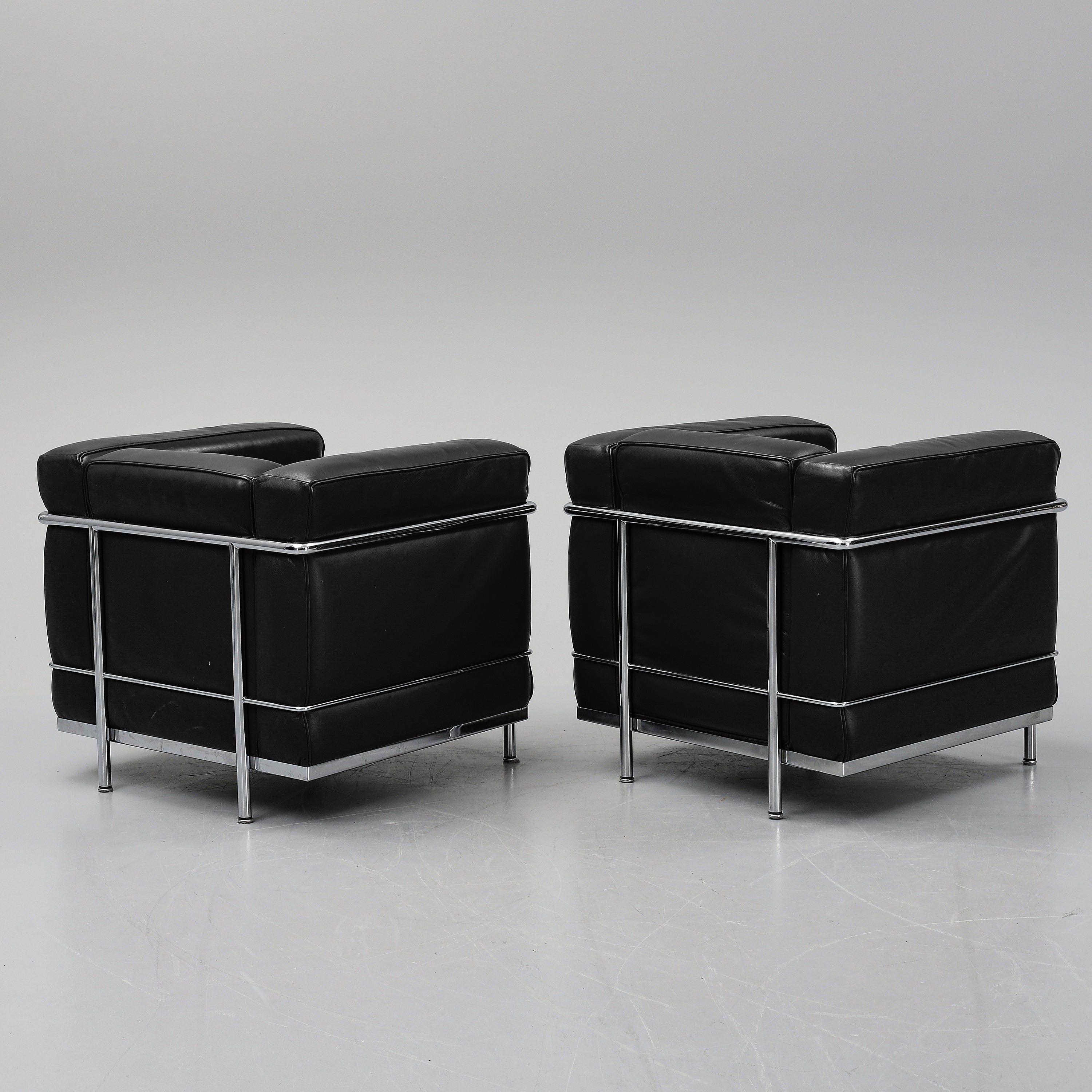 Pair of LC2 “Petit Confort” Armchairs by Le Corbusier, Pierre Jeanneret and Charlotte Perriand for Cassina
