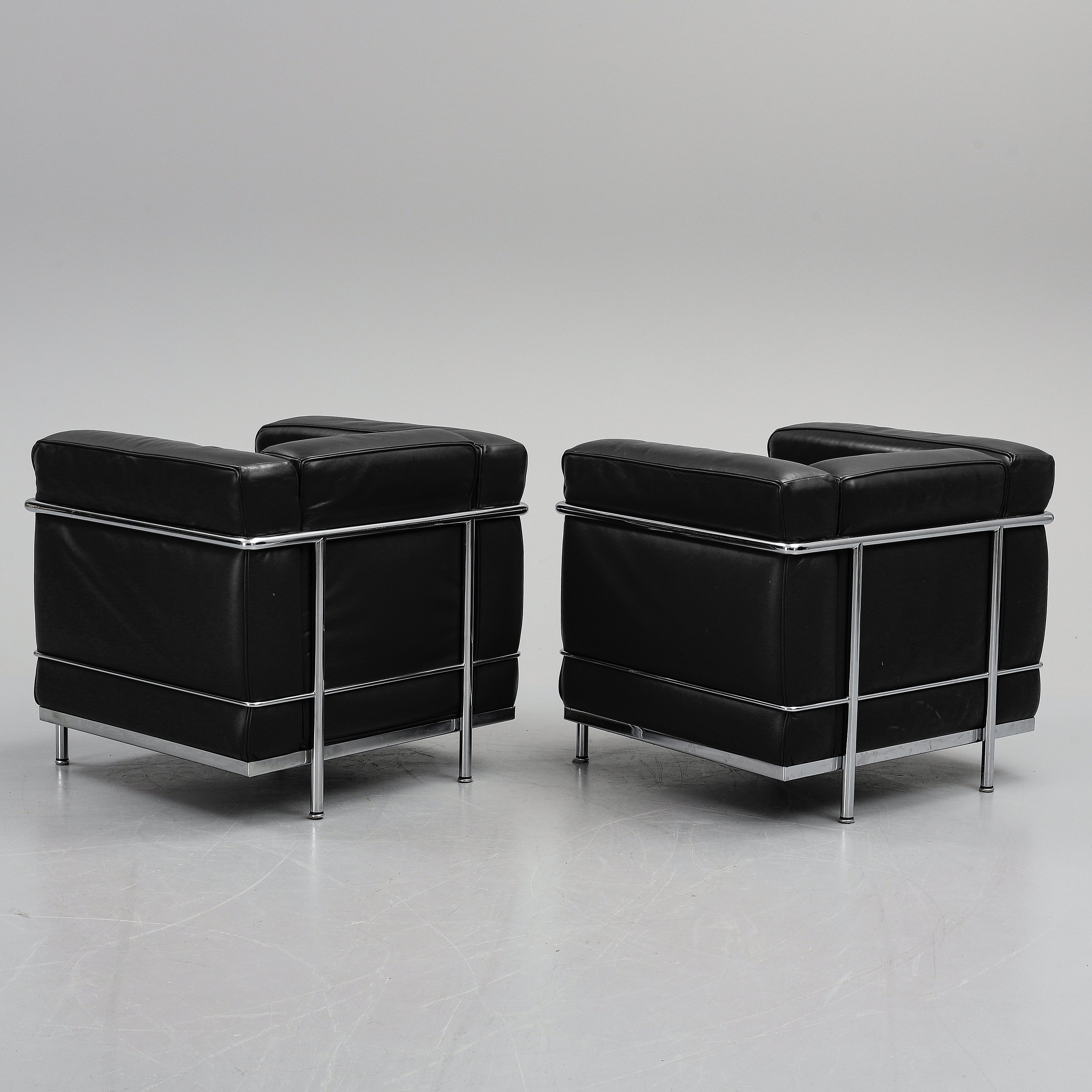 Pair of LC2 “Petit Confort” Armchairs by Le Corbusier, Pierre Jeanneret and Charlotte Perriand for Cassina