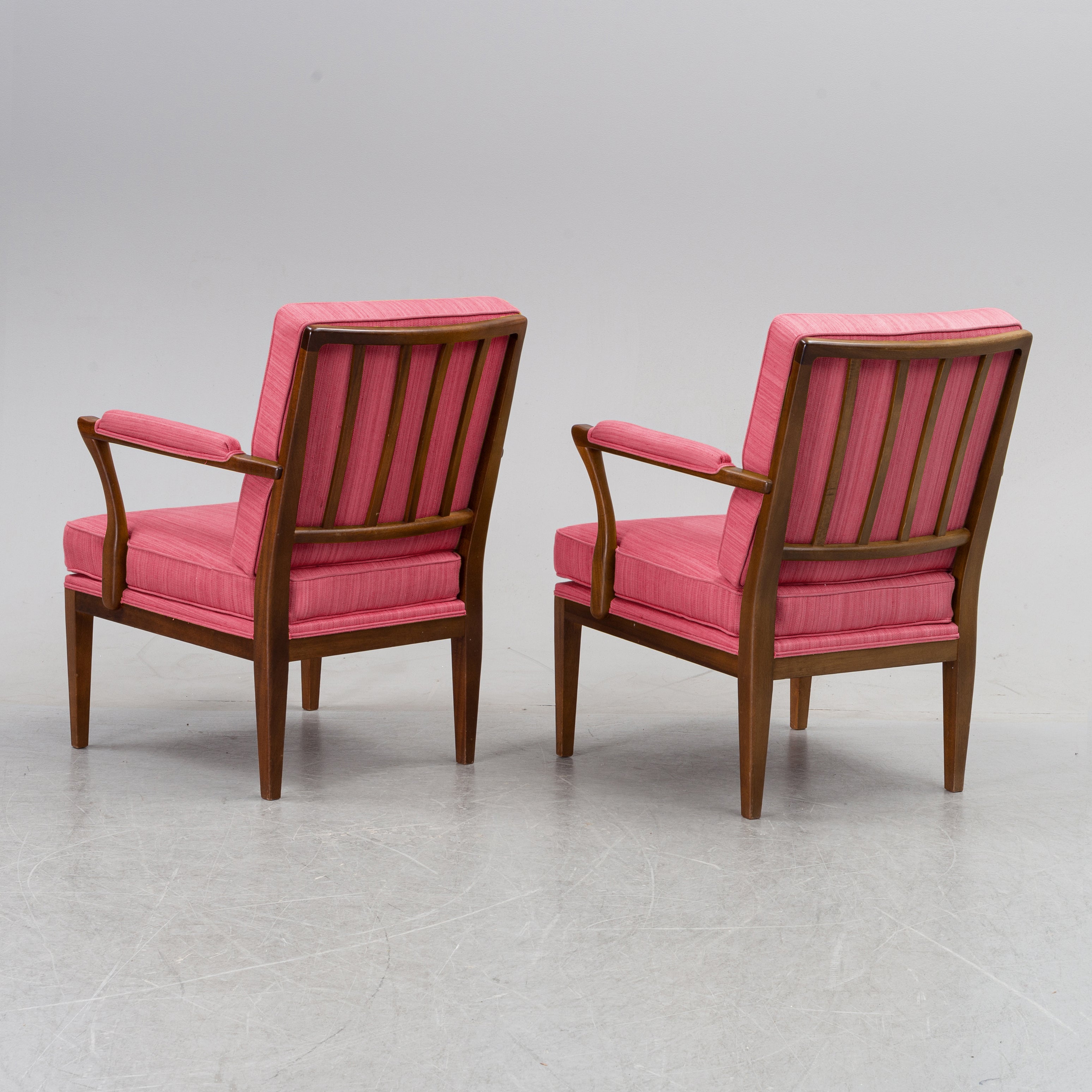 Josef Frank Model 868 Armchairs, Pair, Svenskt Tenn, Pink “Vägen” Upholstery
