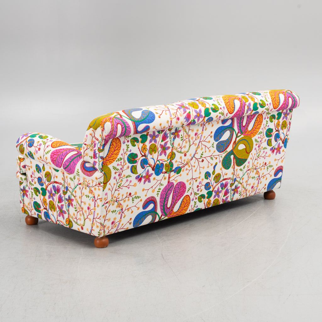 Josef Frank Model 703 Sofa for Svenskt Tenn