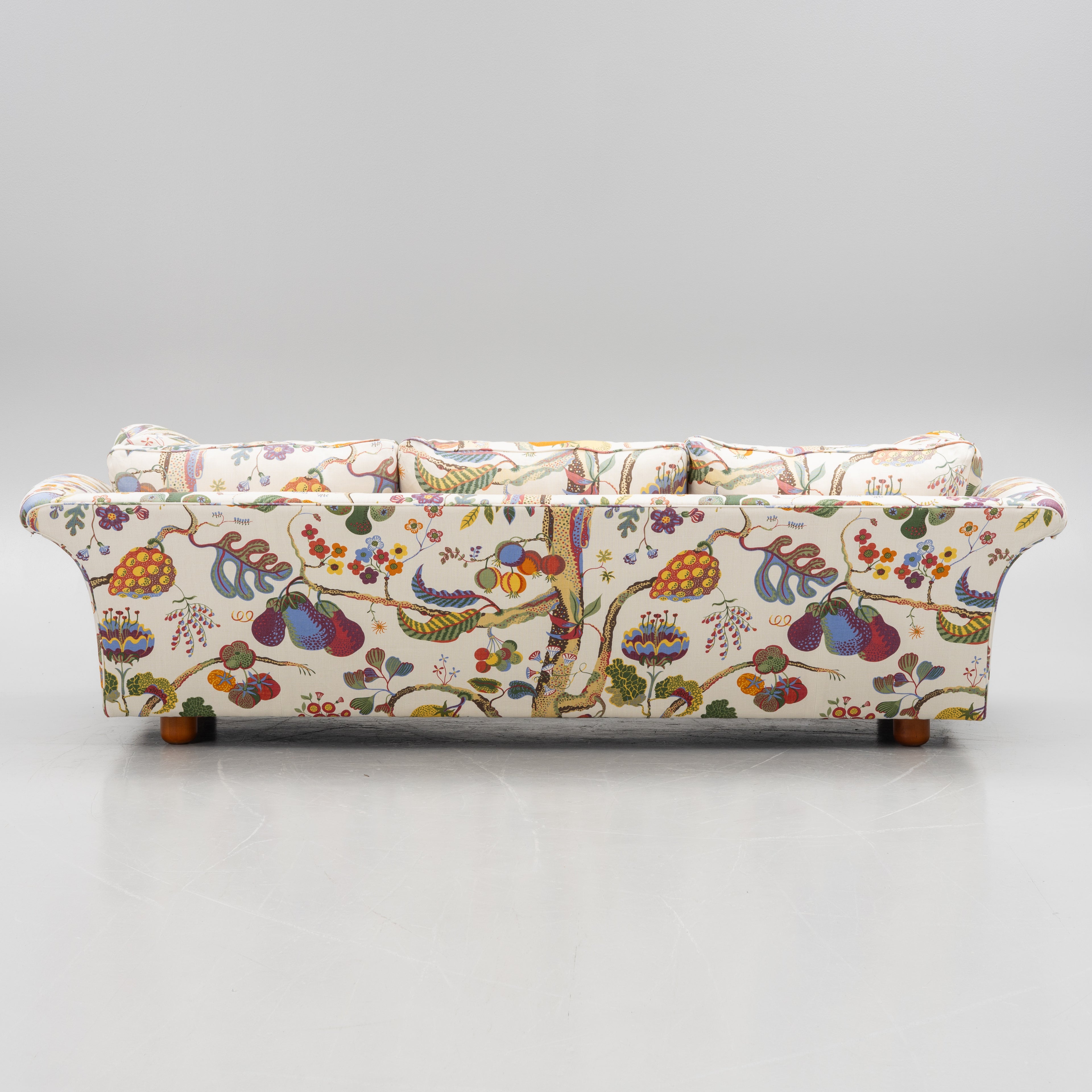 Josef Frank Liljevalchs Sofa for Svenskt Tenn in Vegetable Tree Fabric