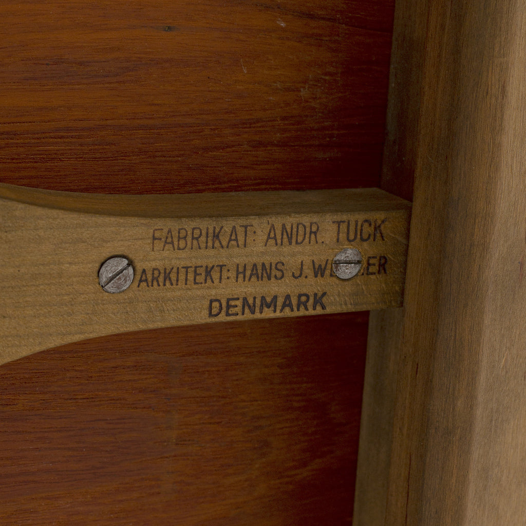 Hans J. Wegner AT-304 Drop-Leaf Dining Table for Andreas Tuck in Teak