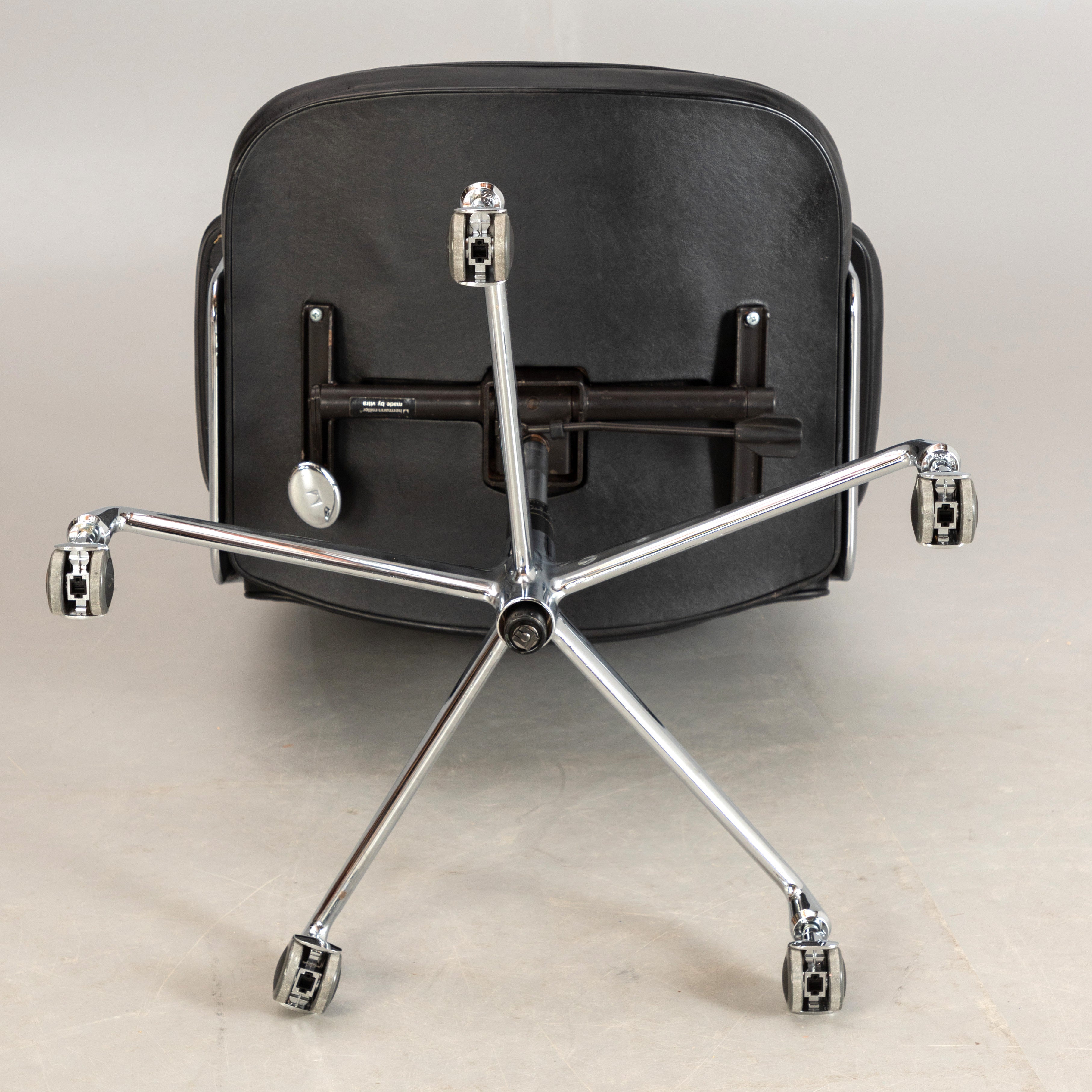 Charles & Ray Eames ES 104 Lobby Chair for Herman Miller