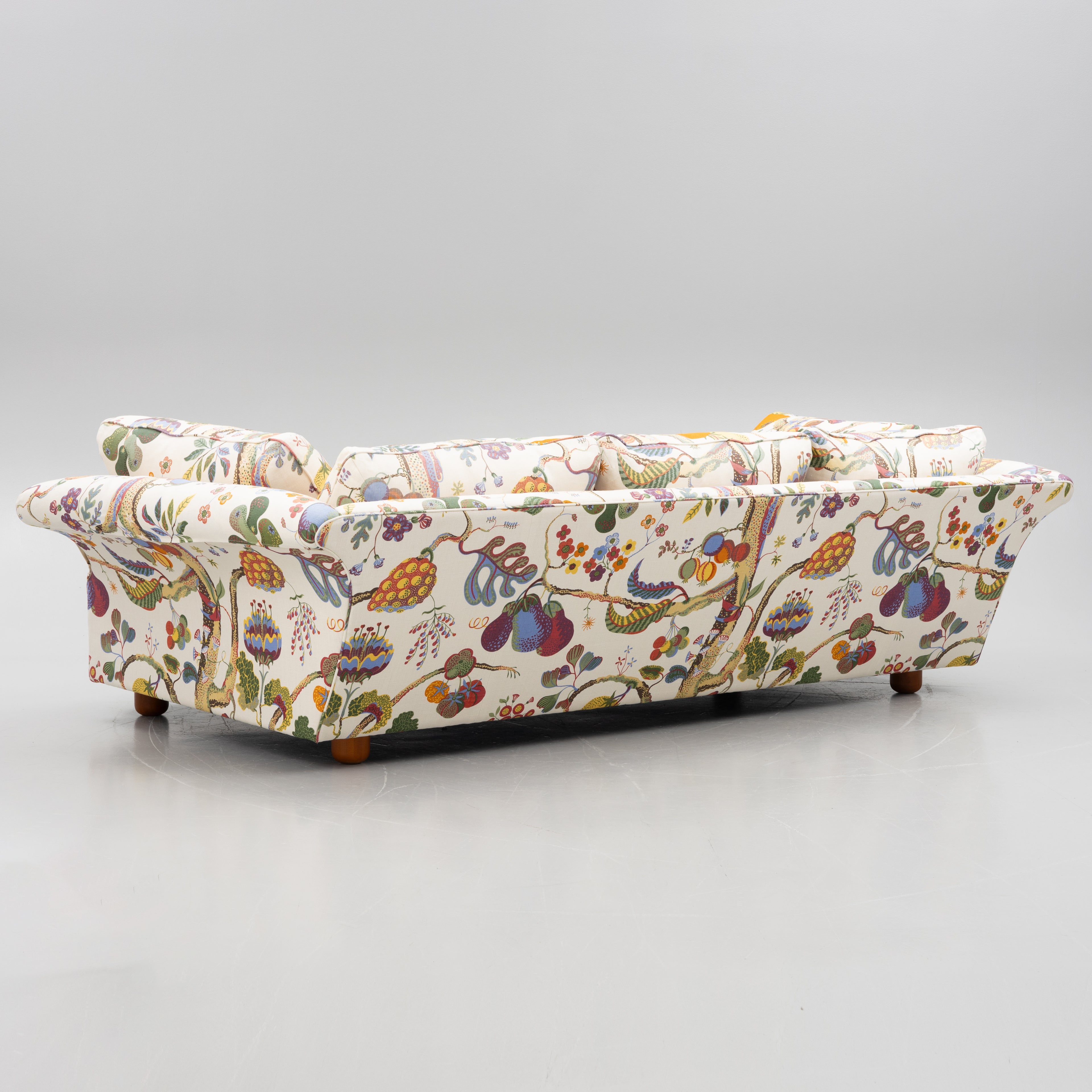 Josef Frank Liljevalchs Sofa for Svenskt Tenn in Vegetable Tree Fabric