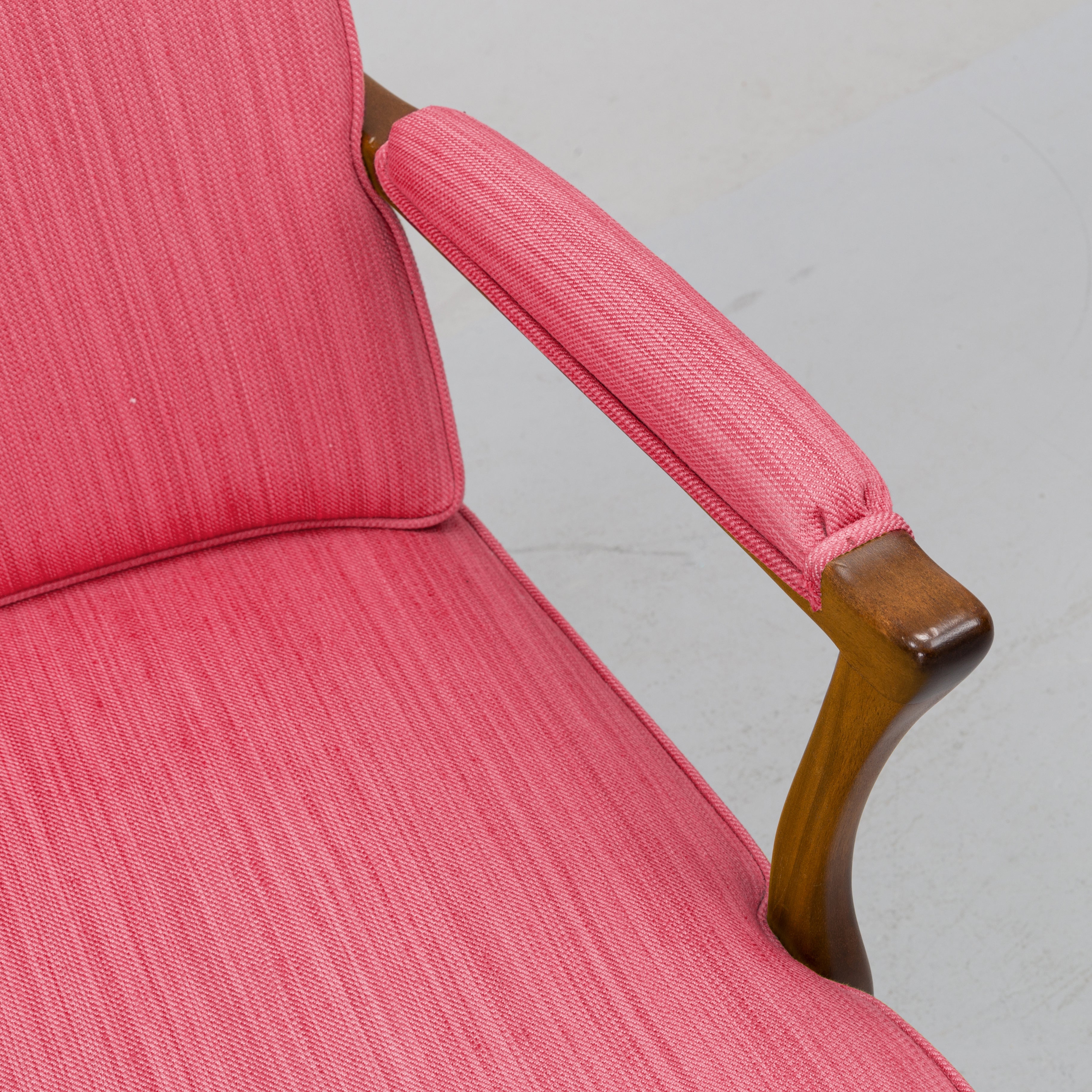 Josef Frank Model 868 Armchairs, Pair, Svenskt Tenn, Pink “Vägen” Upholstery