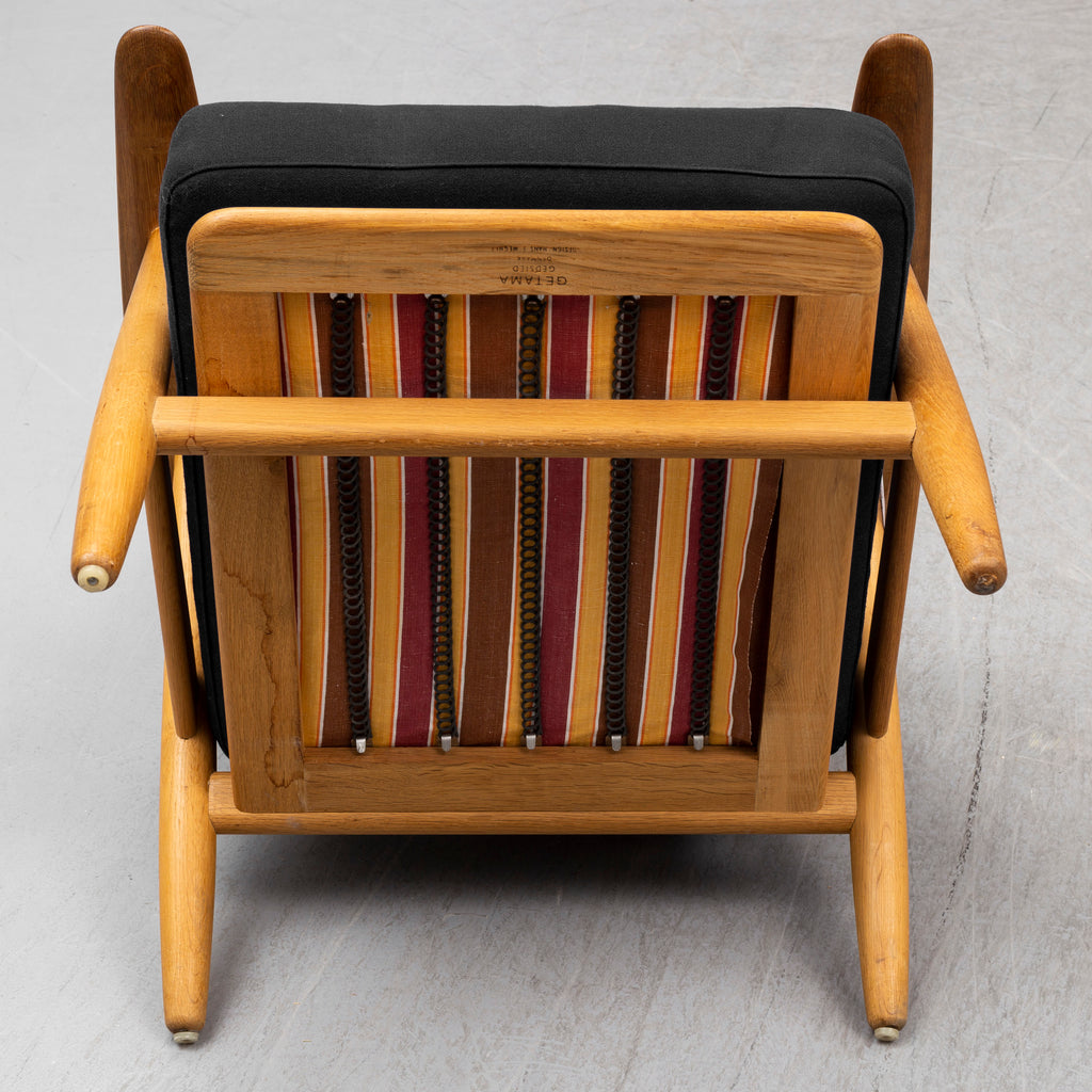 Hans J. Wegner GE-240 “Cigar” Armchairs for Getama, Denmark, Pair