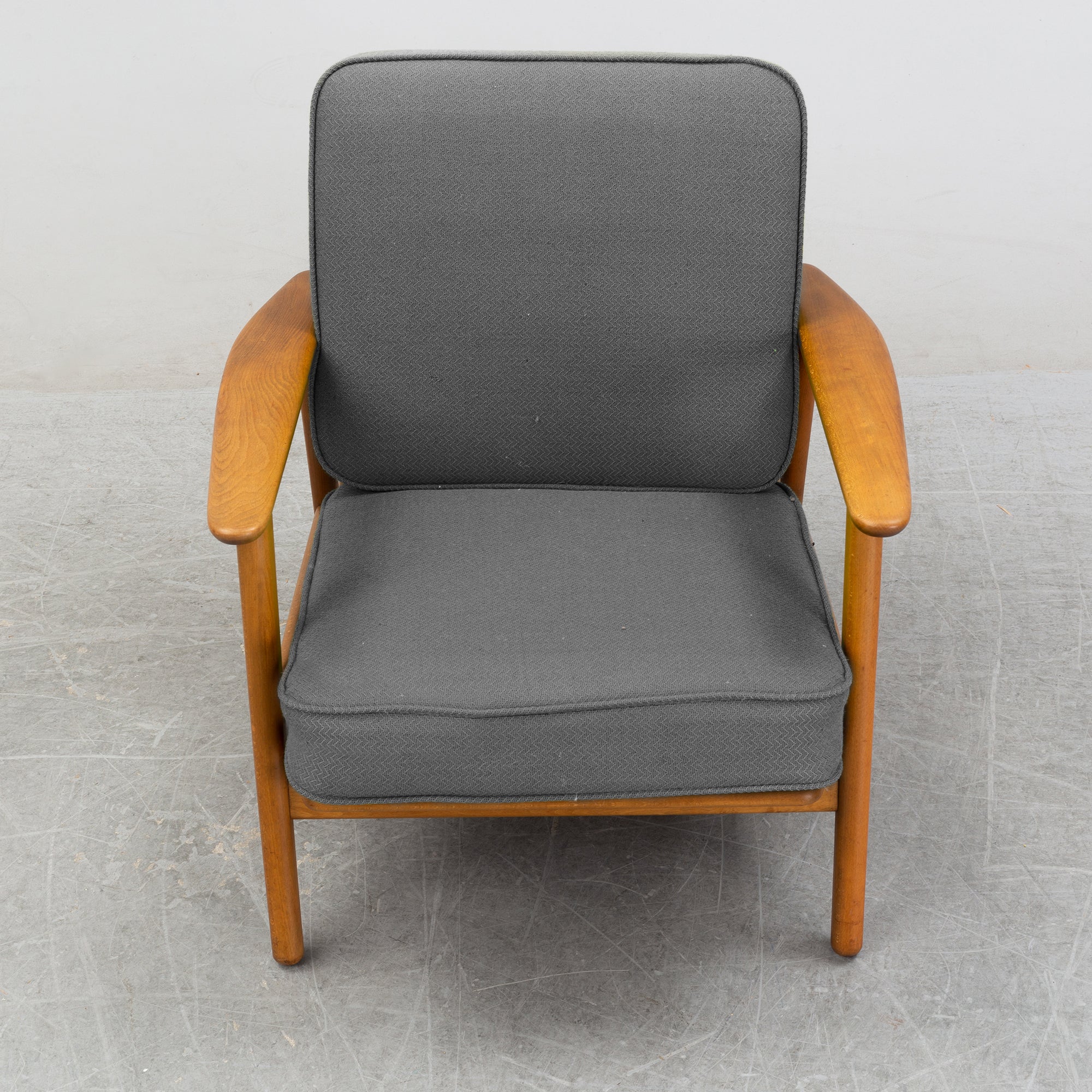 GE233 Armchair and GE233/3 Sofa by Hans J. Wegner for Getama