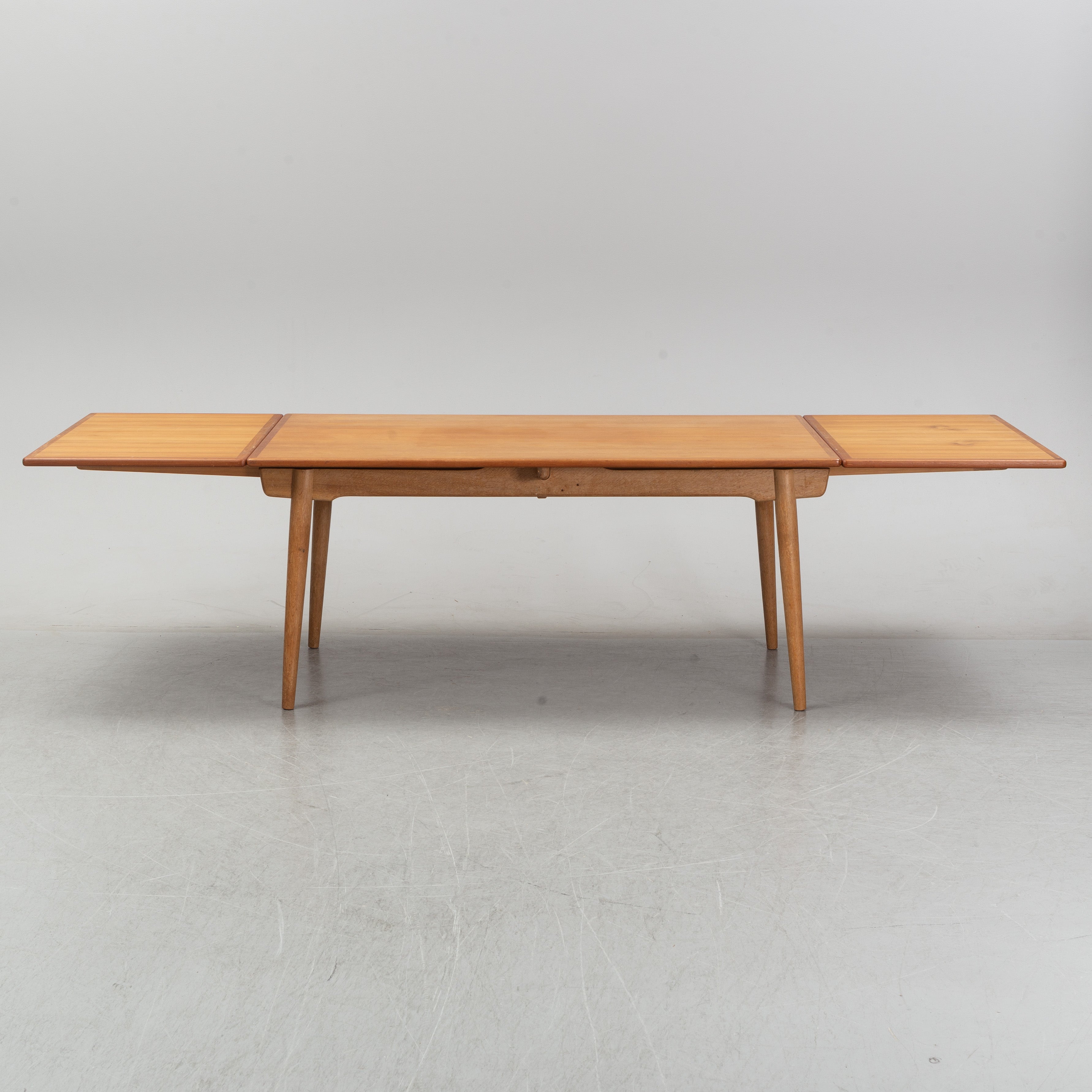 Hans J. Wegner W2 Dining Chairs and AT-312 Extension Table for C.M. Madsen & Andreas Tuck